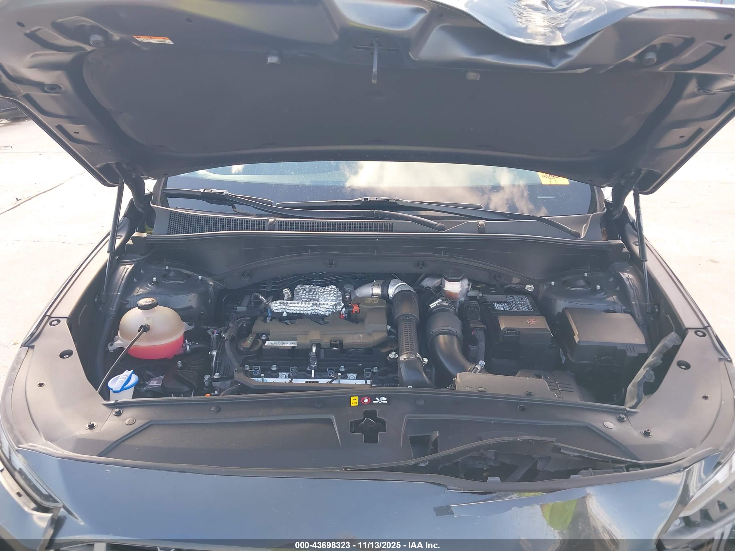 HYUNDAI SANTA image 10