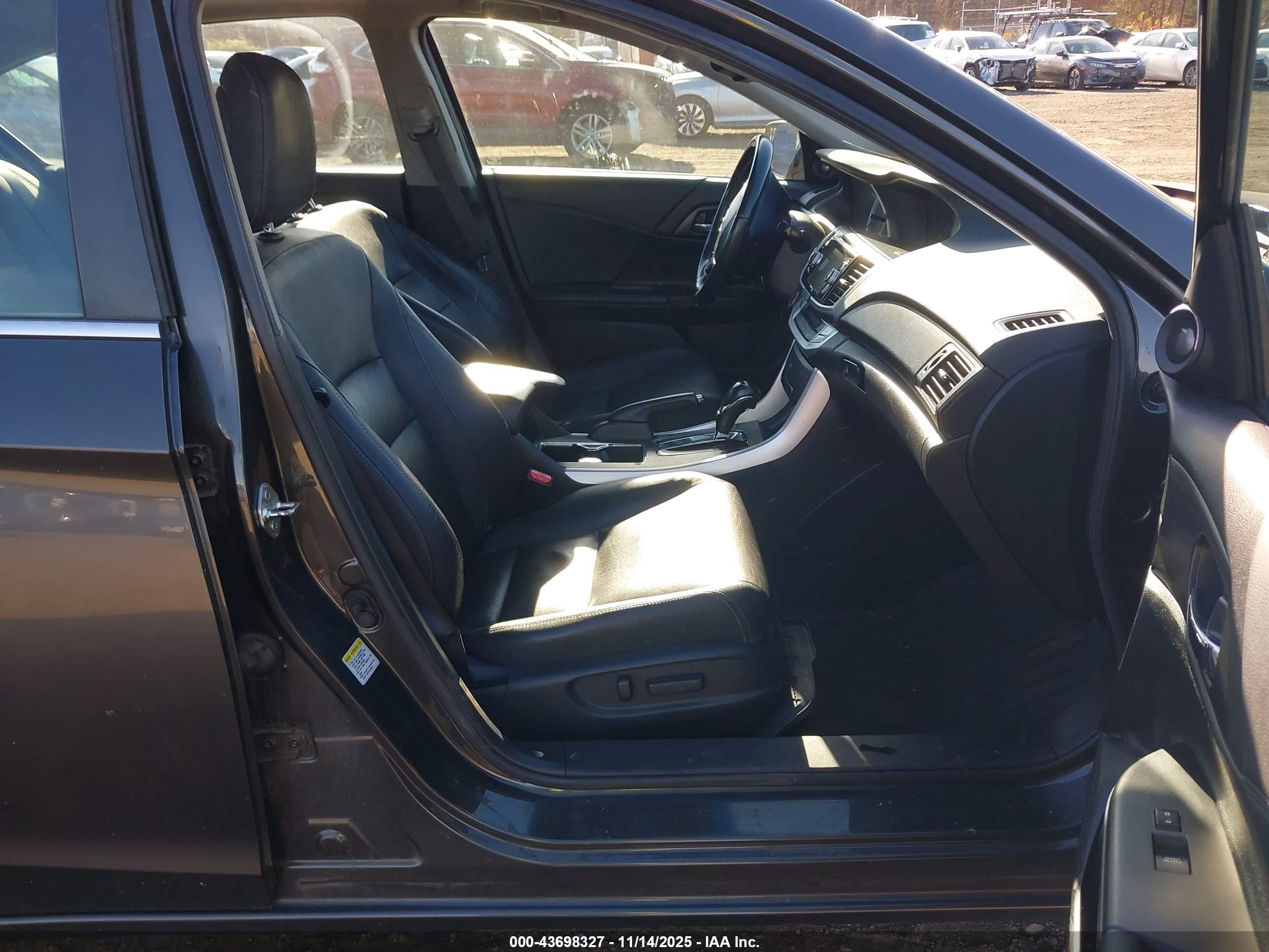 HONDA ACCORD image 5