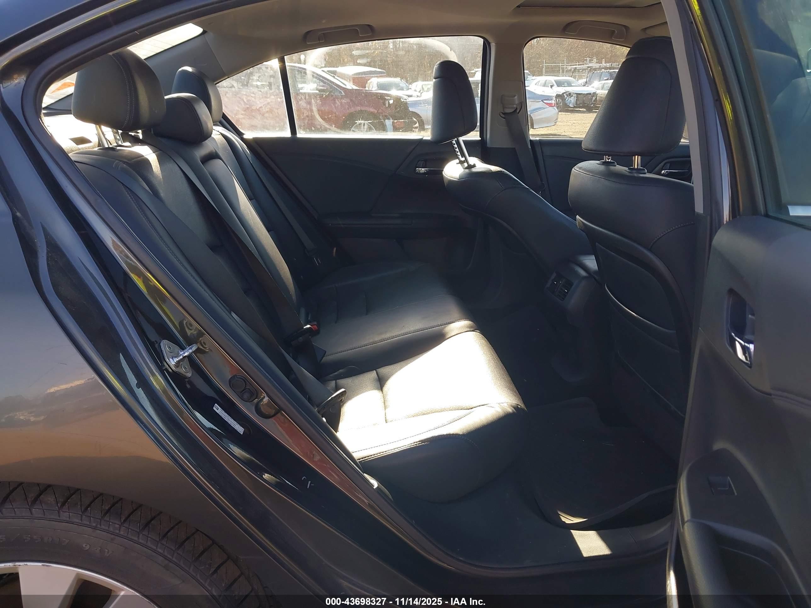 HONDA ACCORD image 8