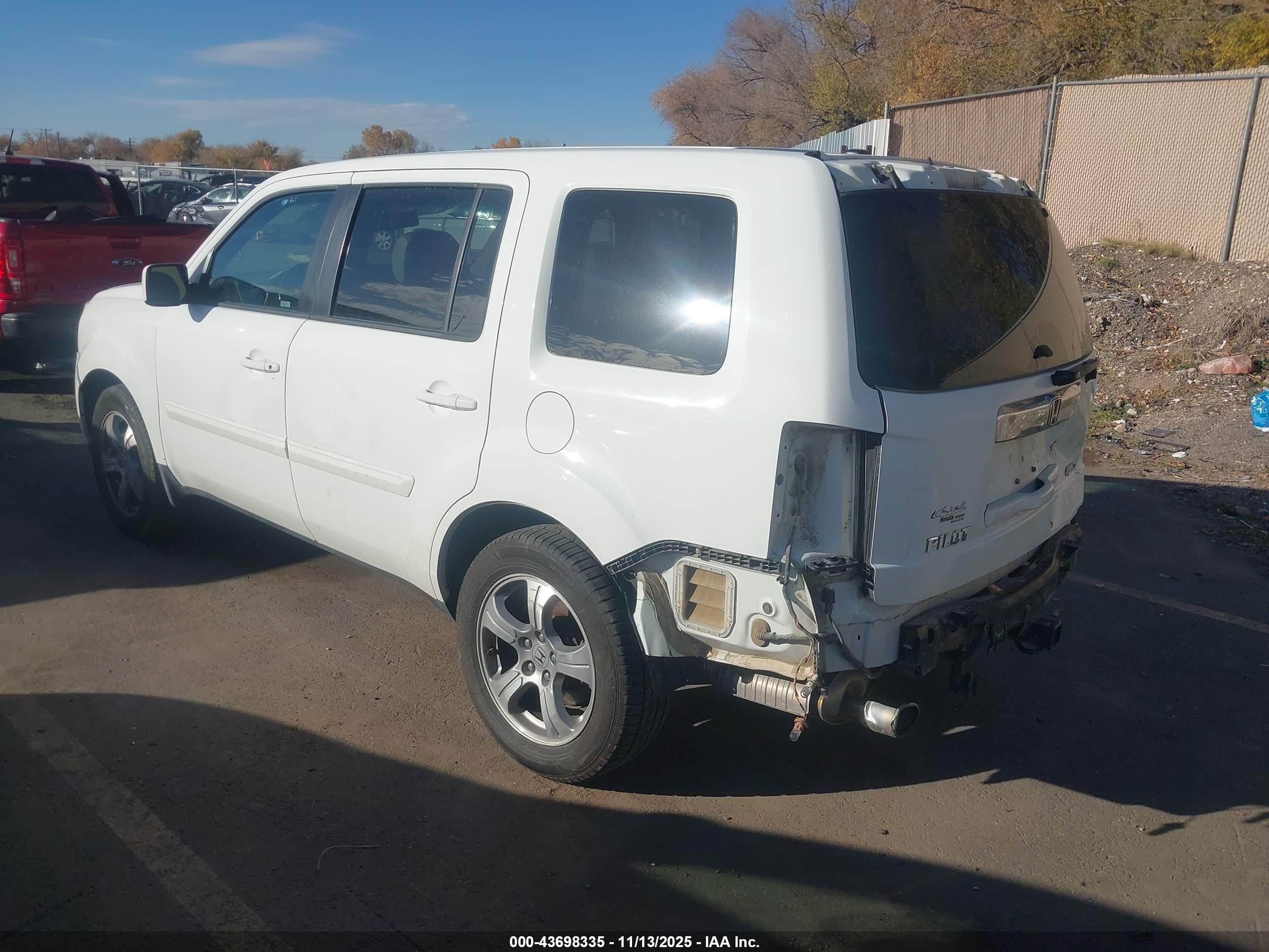 HONDA PILOT image 3