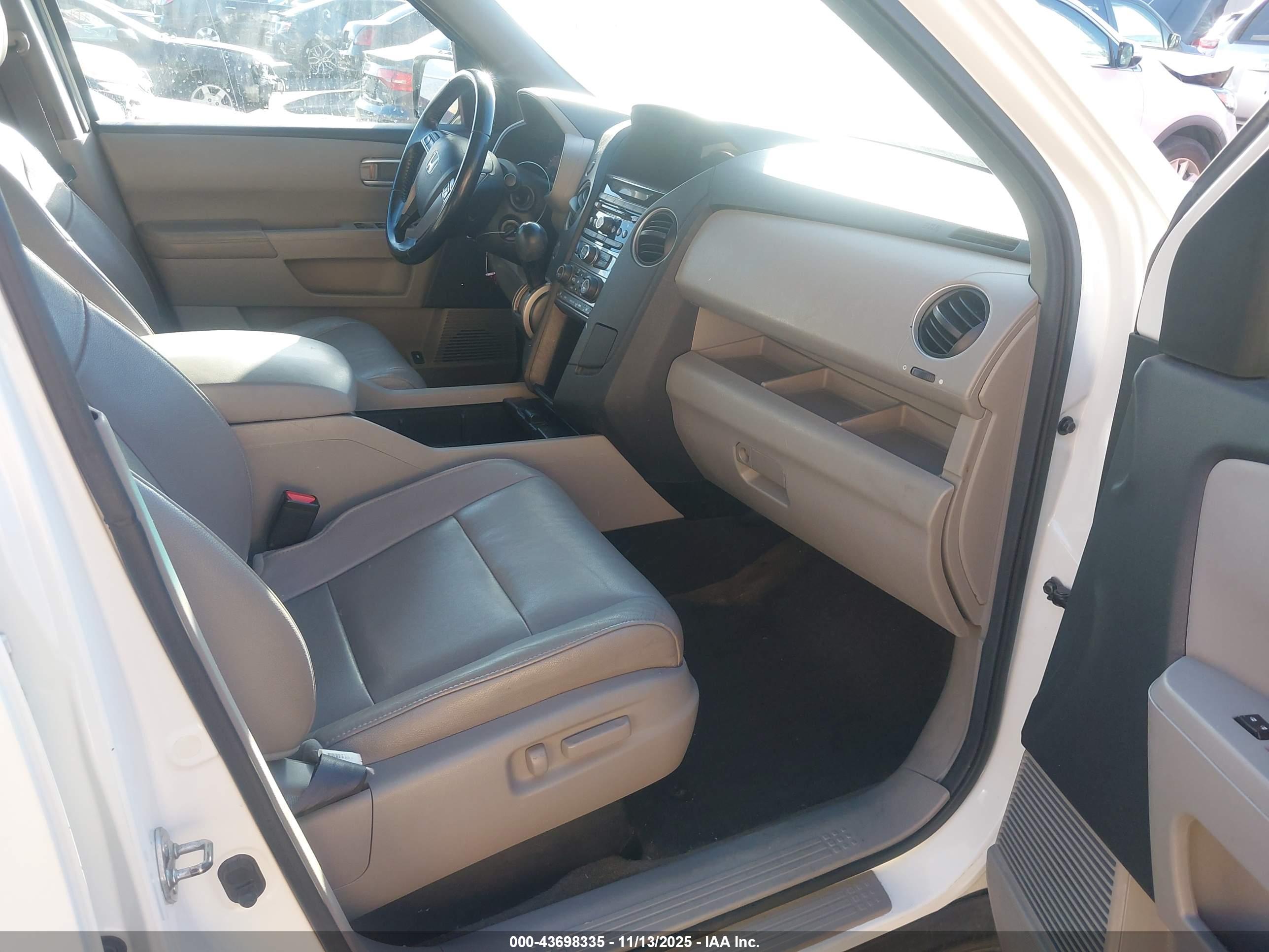 HONDA PILOT image 5