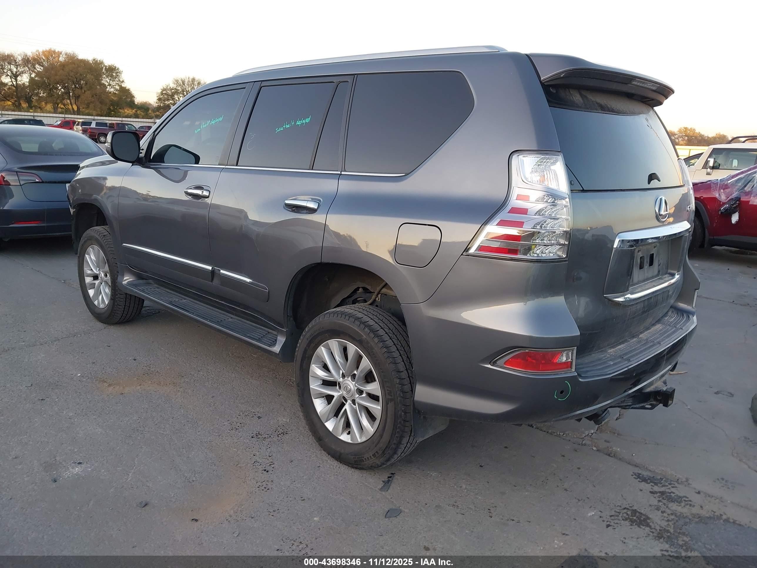 LEXUS GX image 3