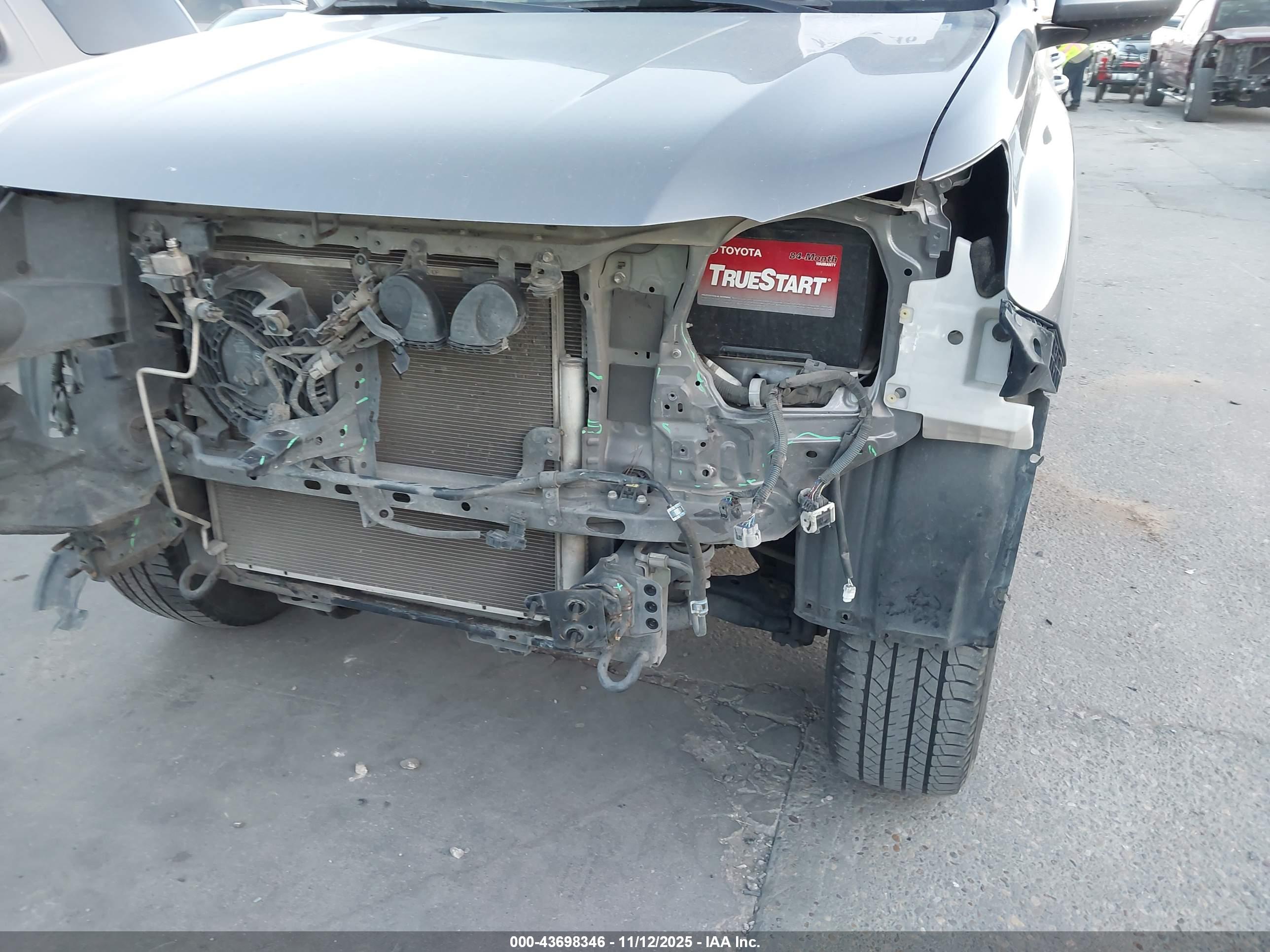 LEXUS GX image 6