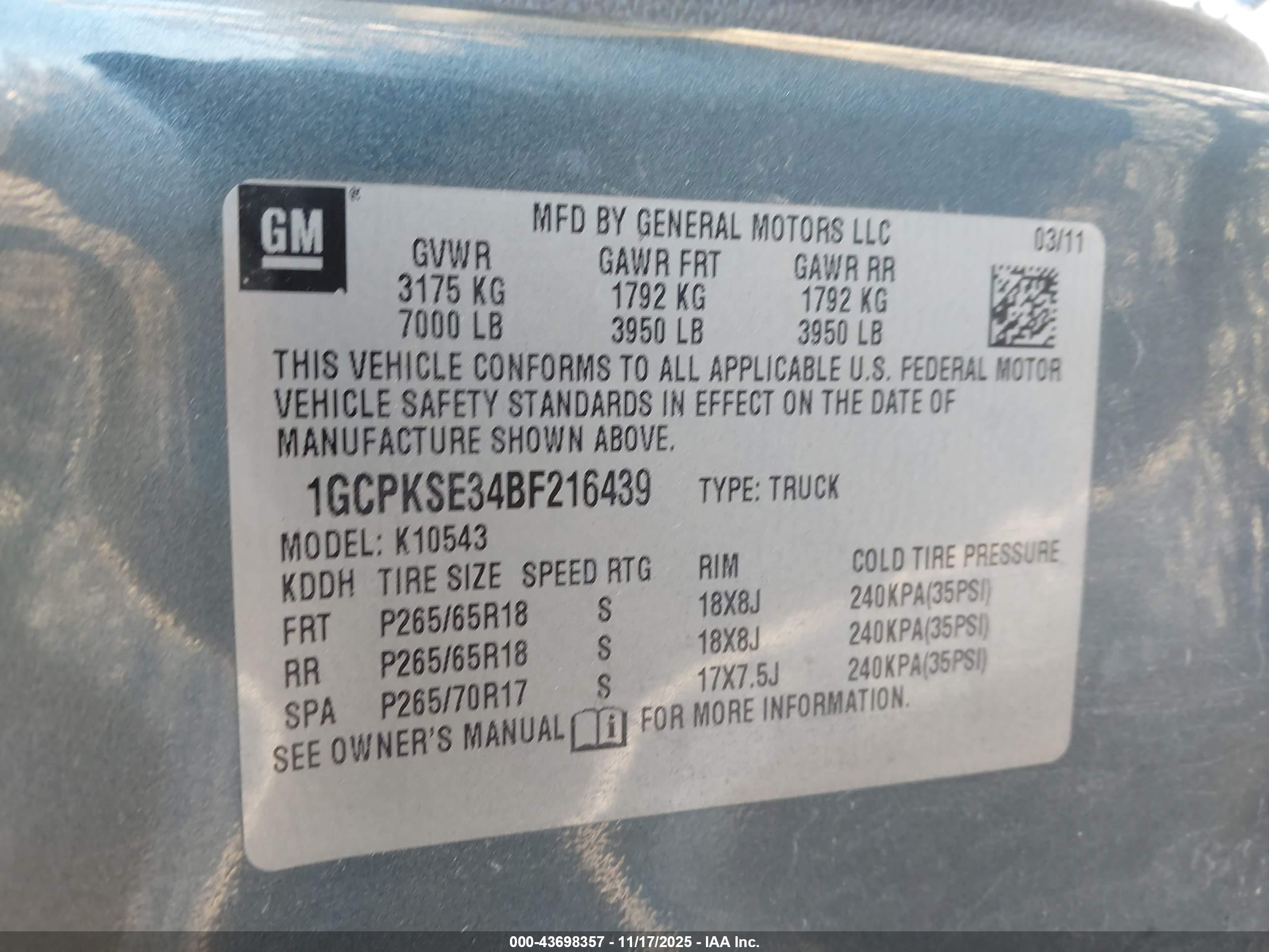 CHEVROLET SILVERADO image 9