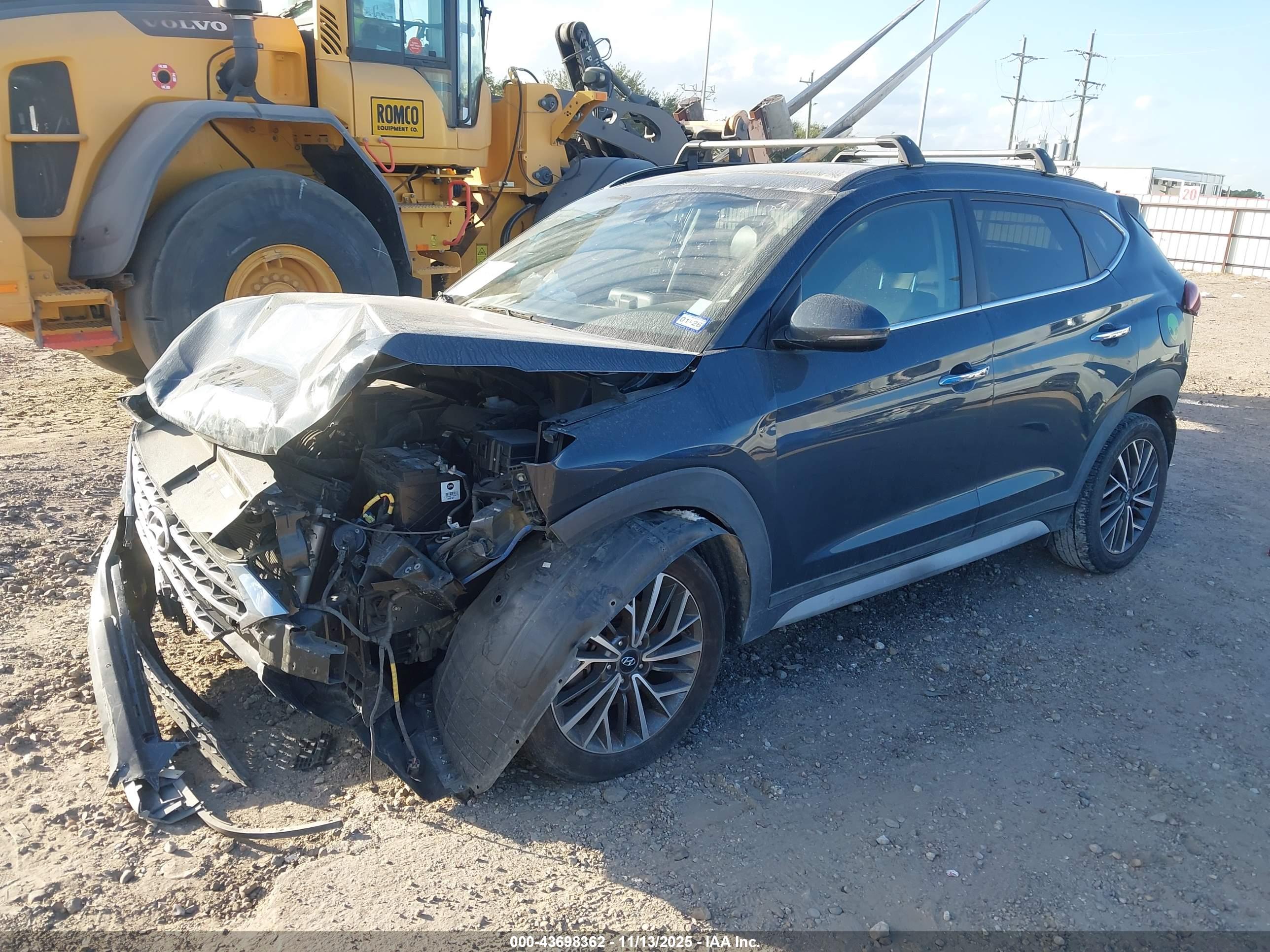 HYUNDAI TUCSON image 2