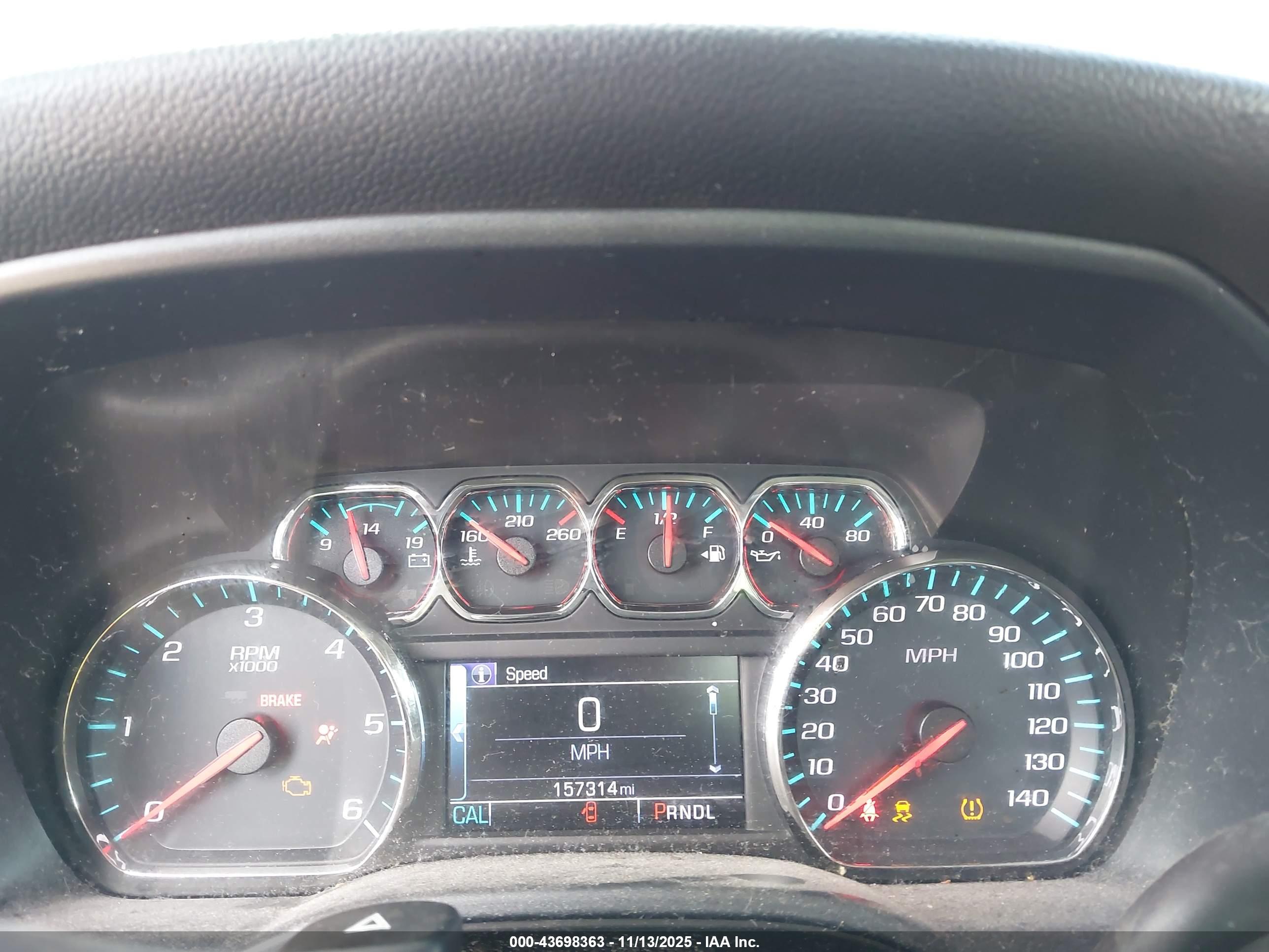 CHEVROLET SILVERADO image 7