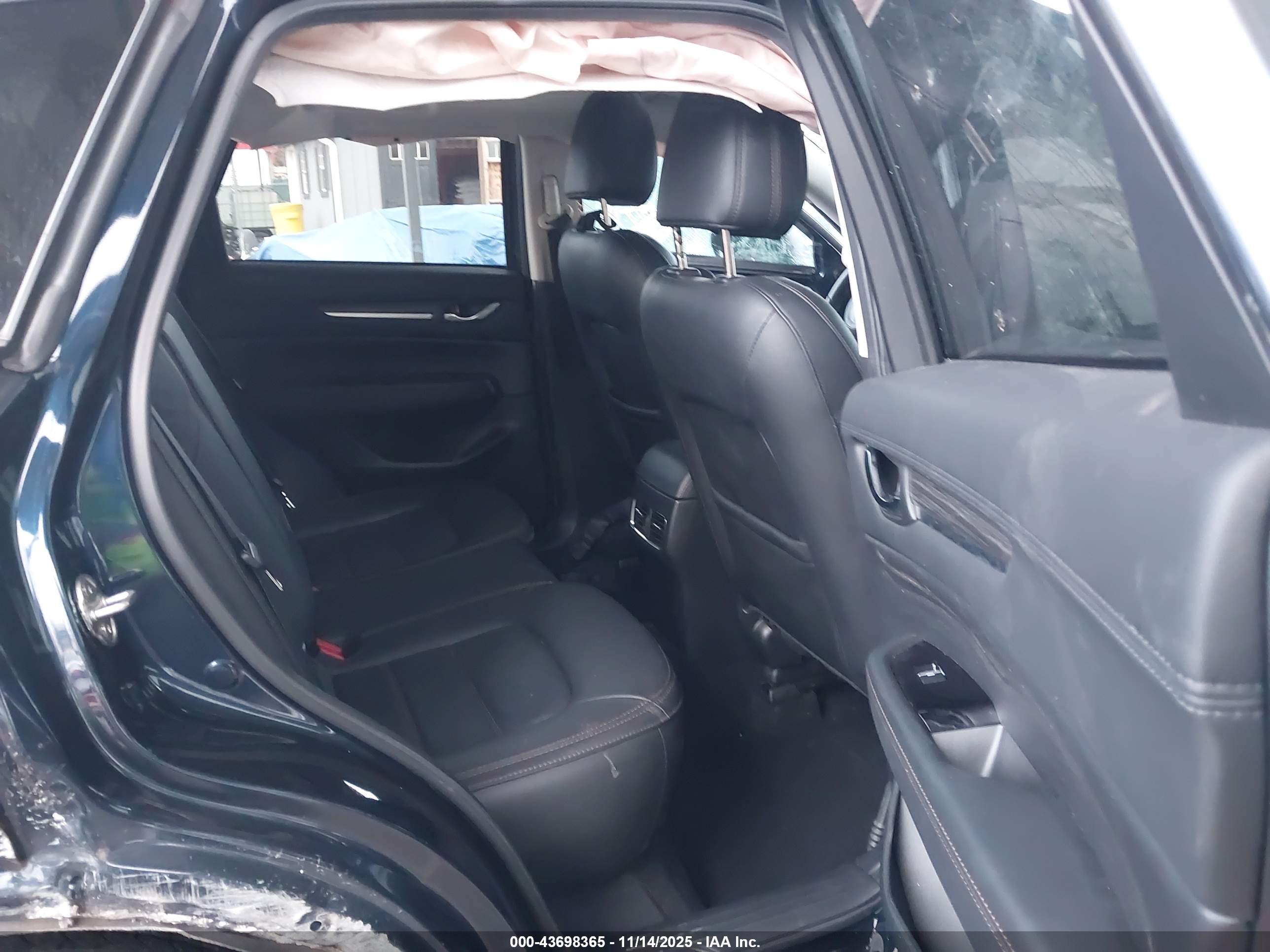 MAZDA CX-5 image 8