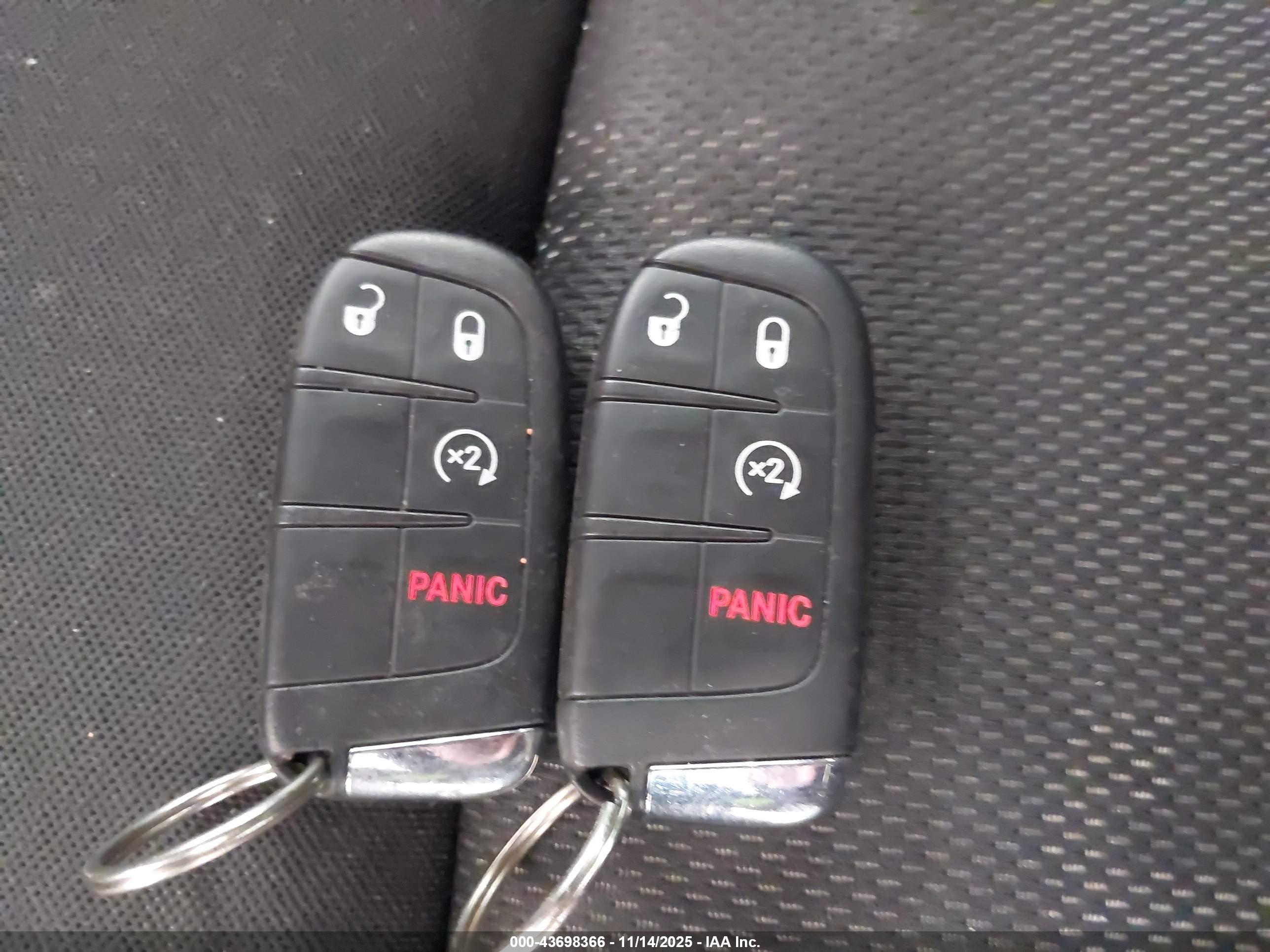 JEEP RENEGADE image 11