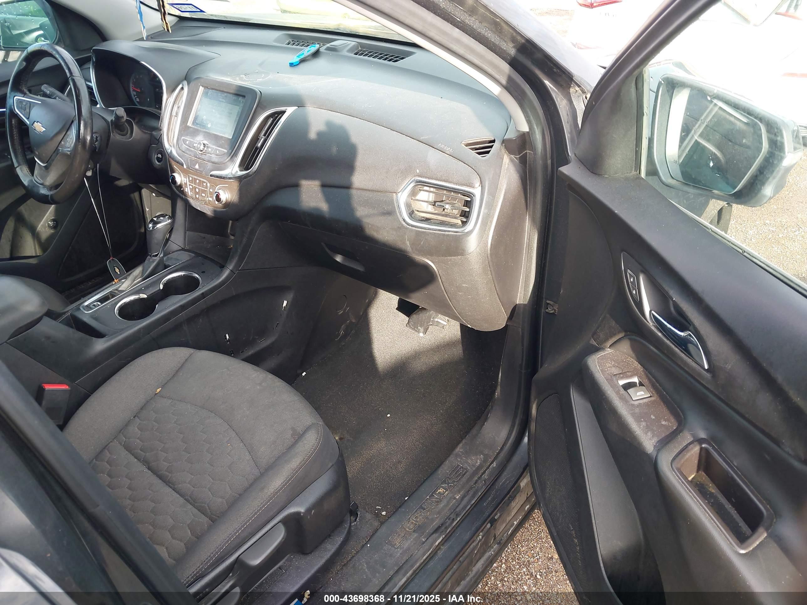CHEVROLET EQUINOX image 5