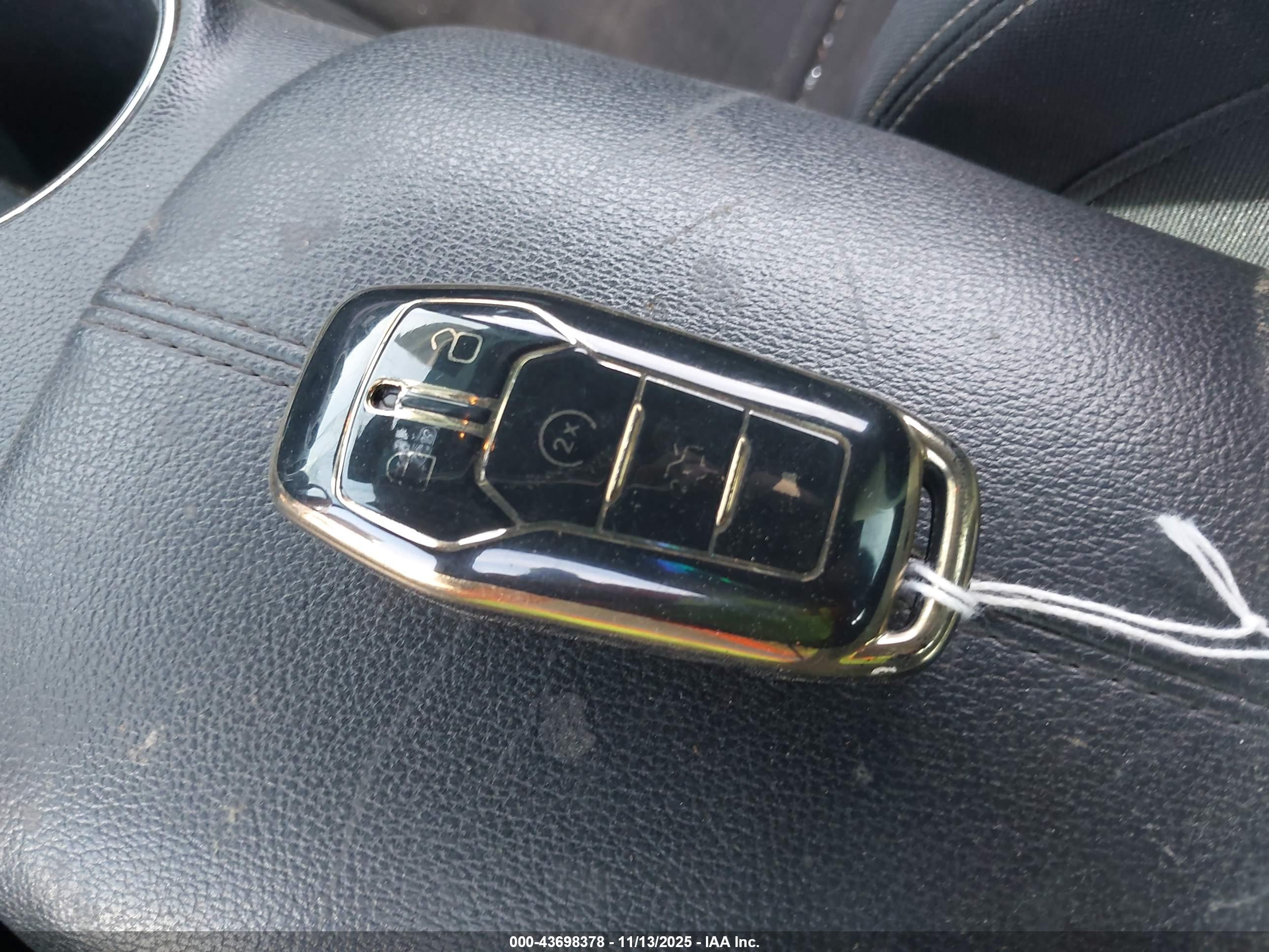 FORD MUSTANG image 11