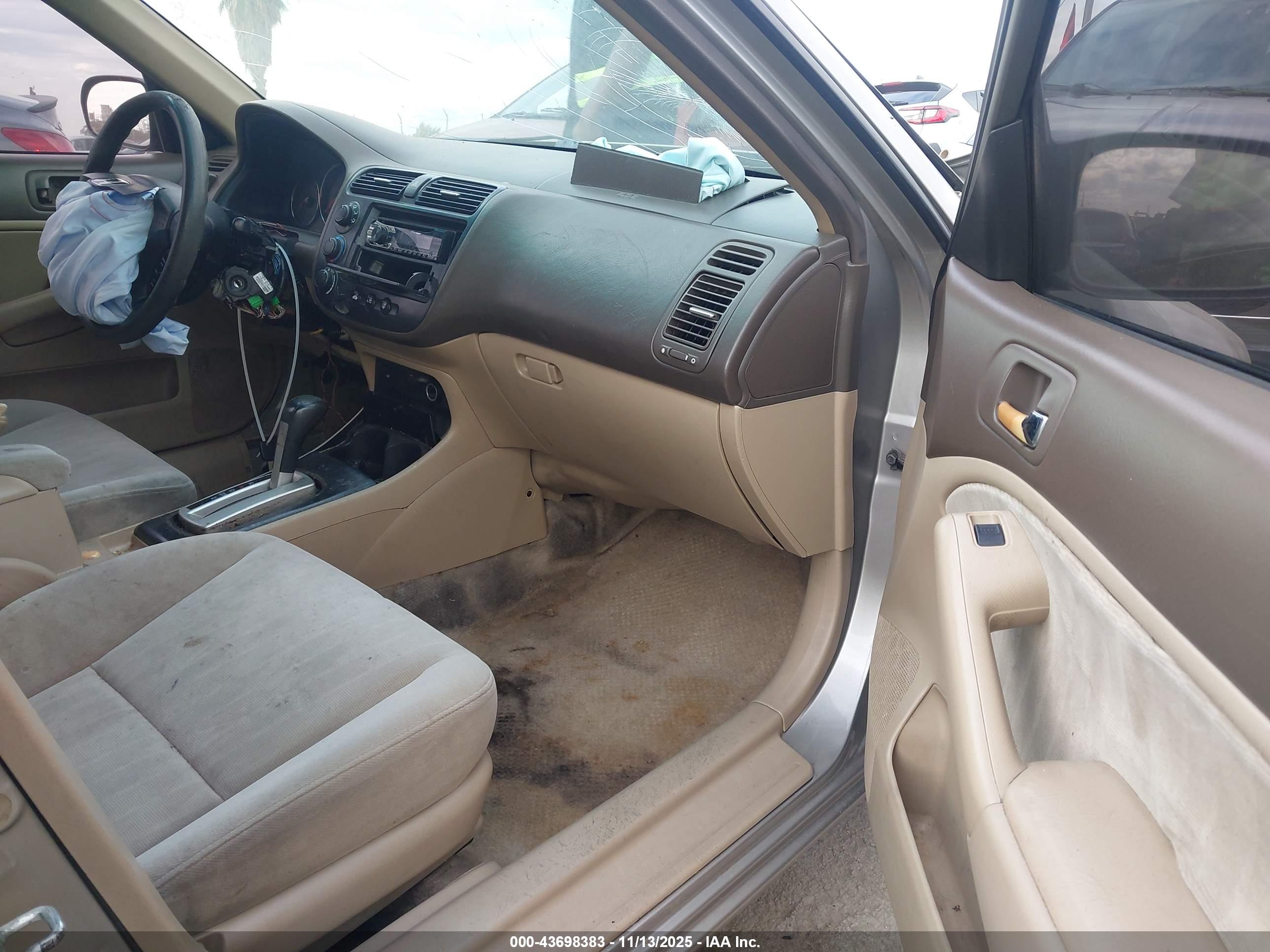HONDA CIVIC image 5