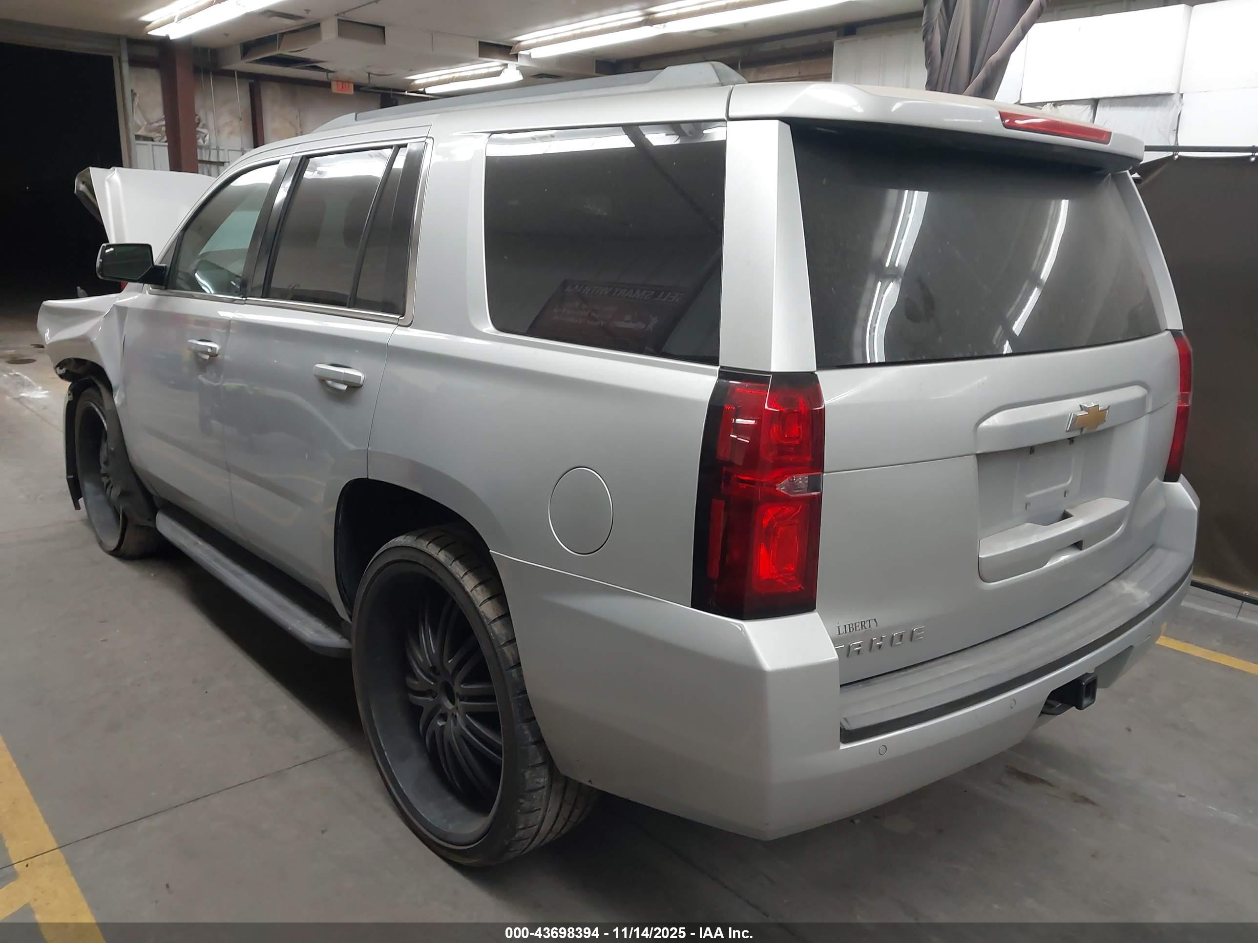CHEVROLET TAHOE image 3