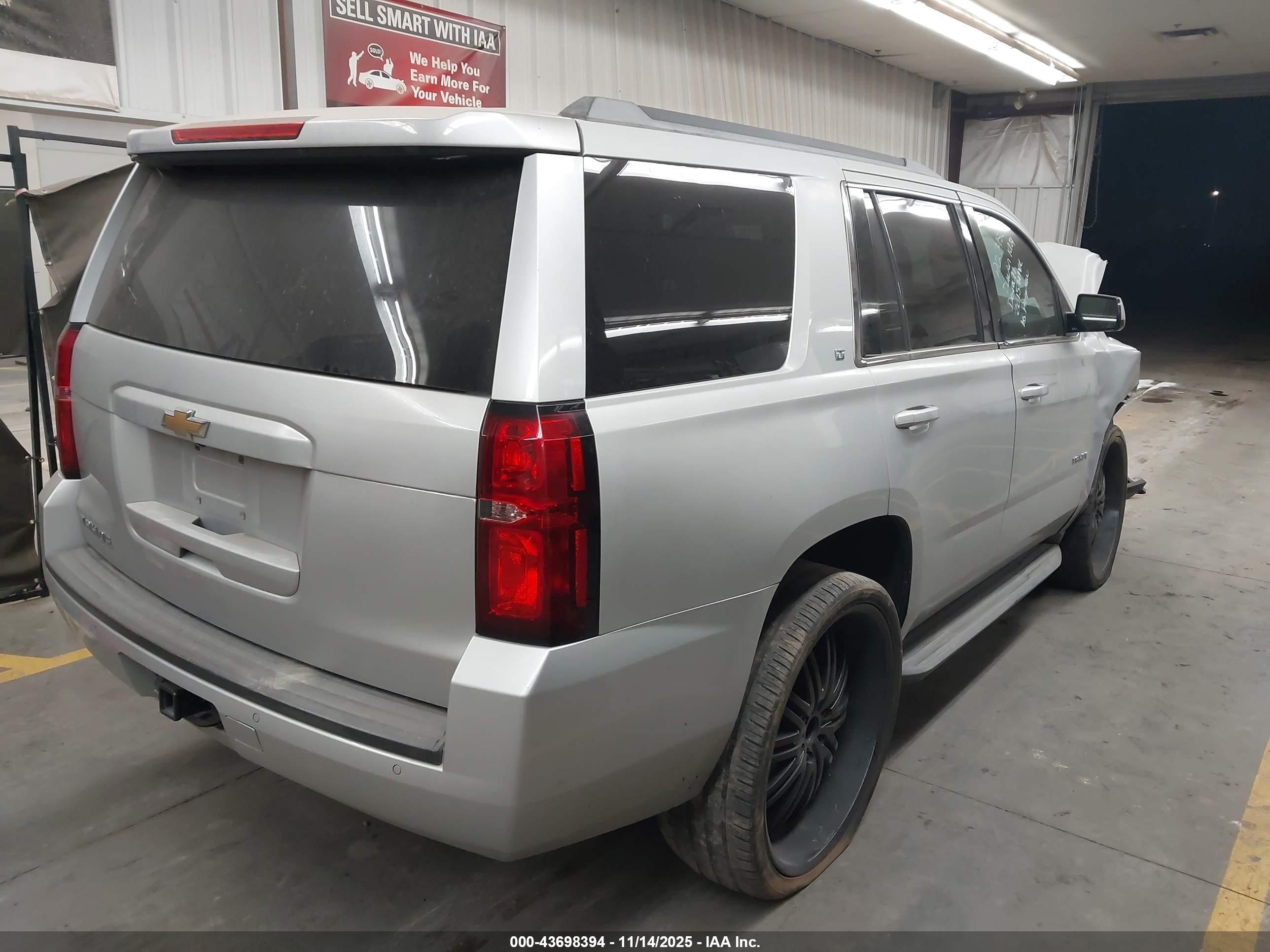 CHEVROLET TAHOE image 4
