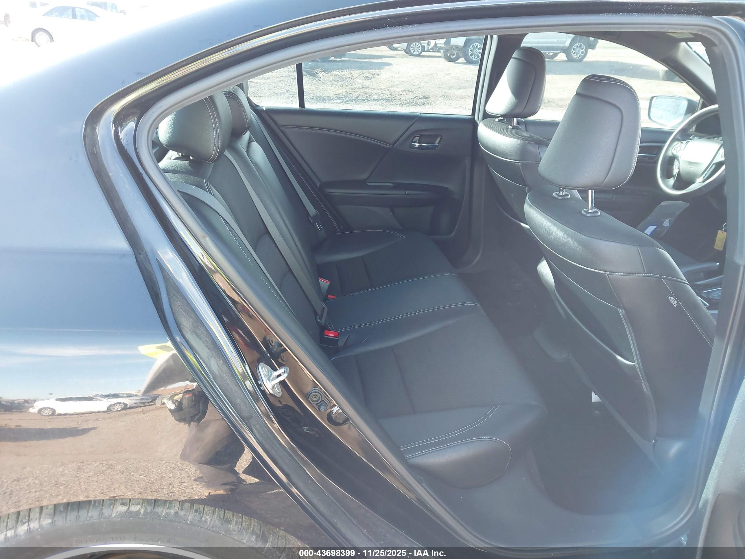 HONDA ACCORD image 8