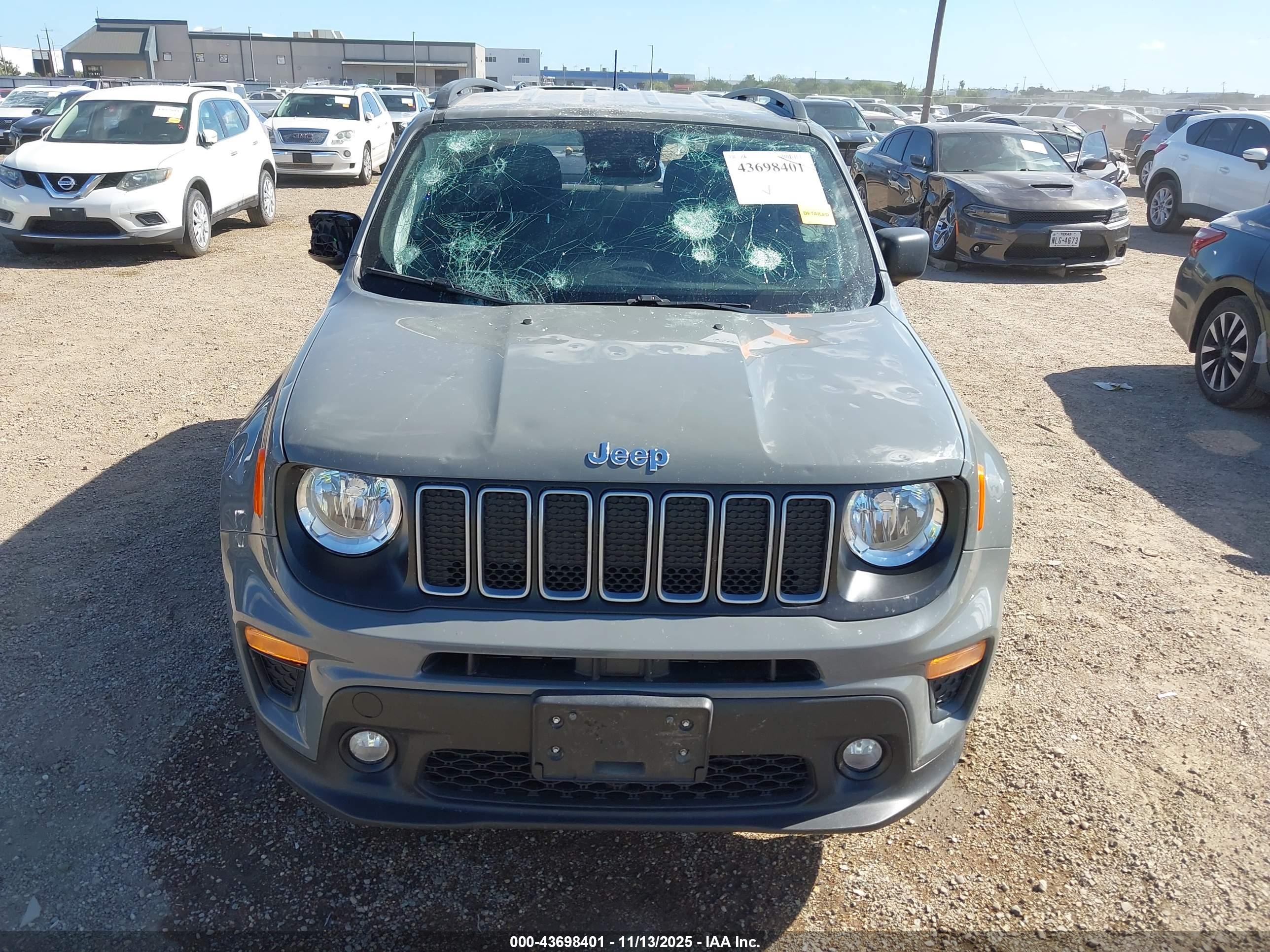 JEEP RENEGADE image 6