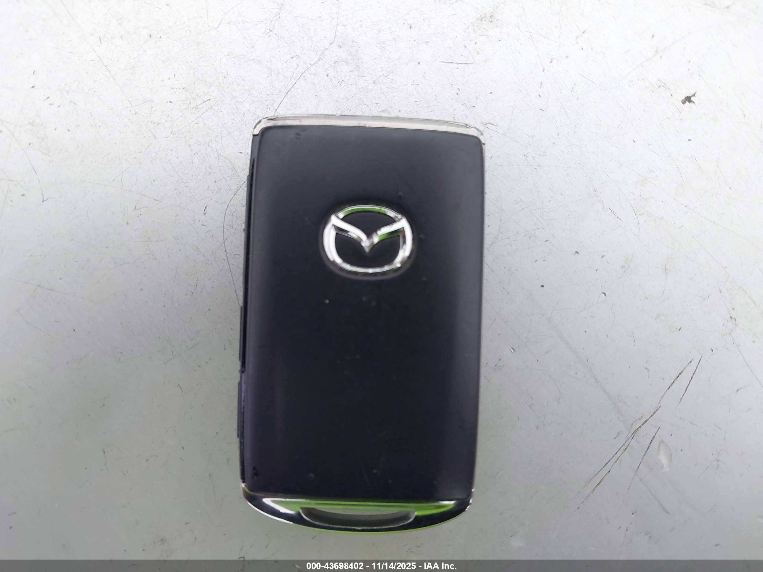 MAZDA CX-90 image 11