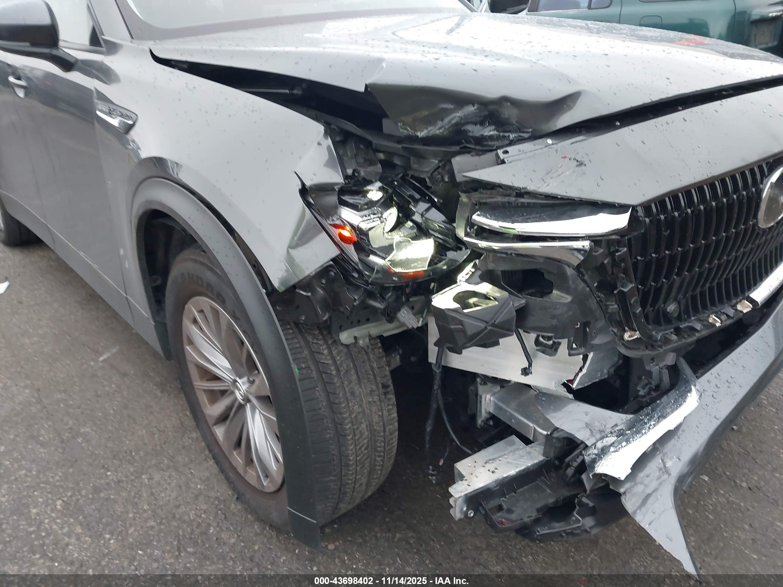 MAZDA CX-90 image 6