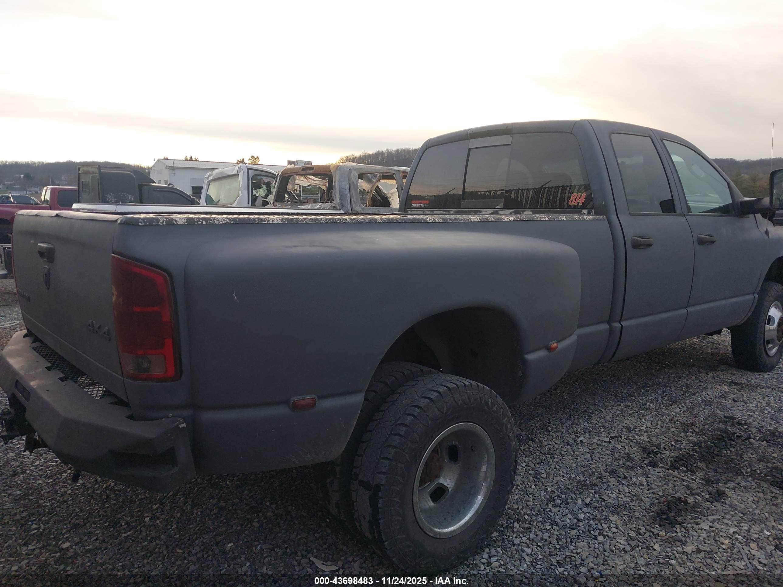 DODGE RAM image 4