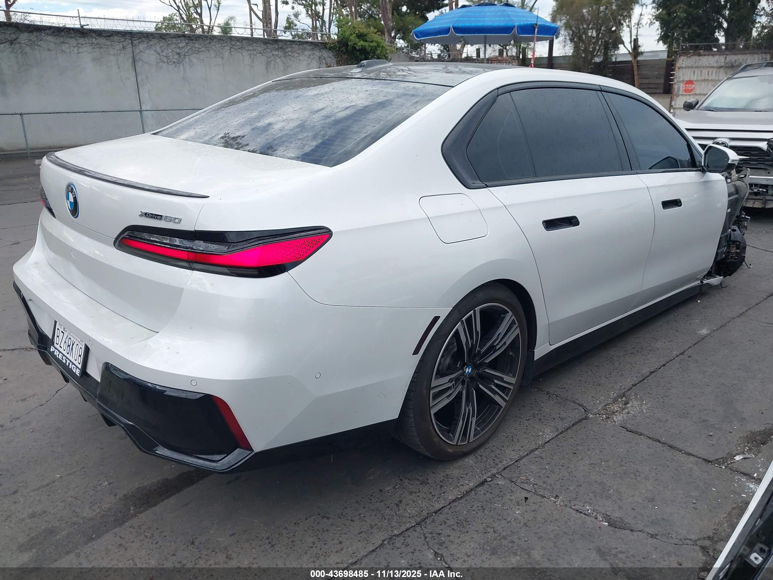 BMW I7 image 4