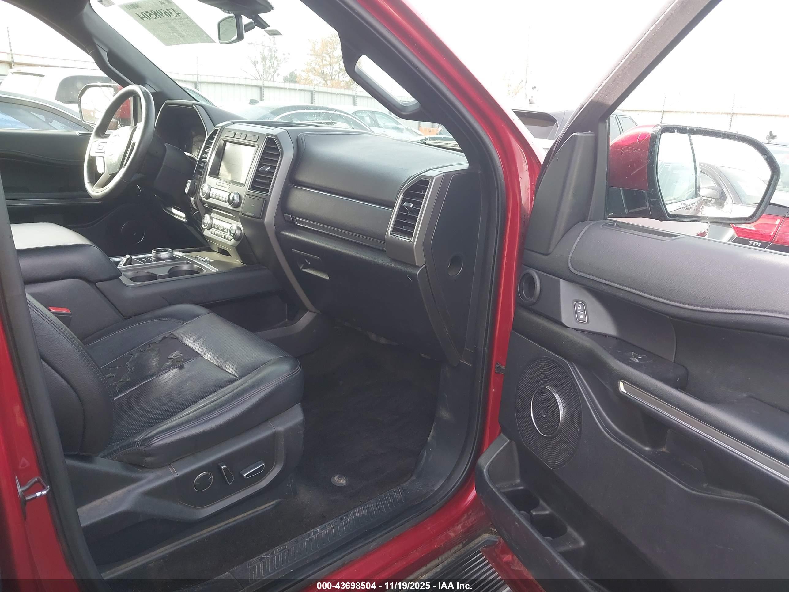 FORD EXPEDITION image 5