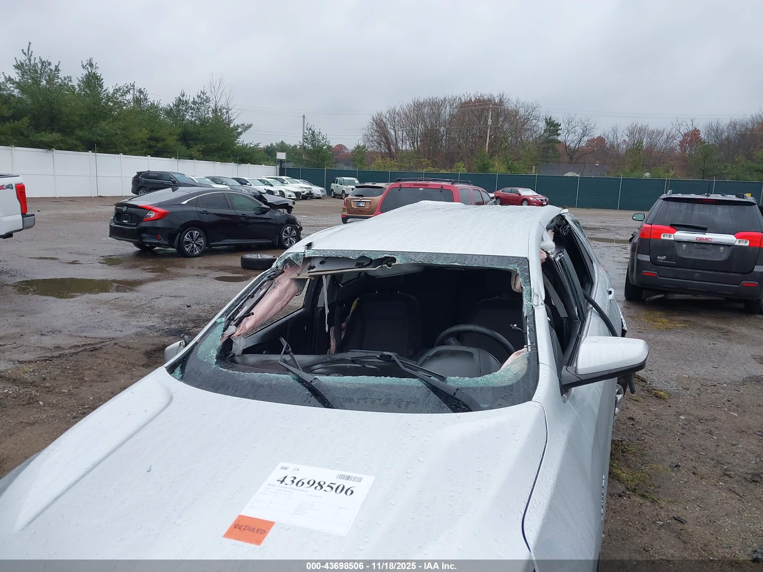 CHEVROLET EQUINOX image 6