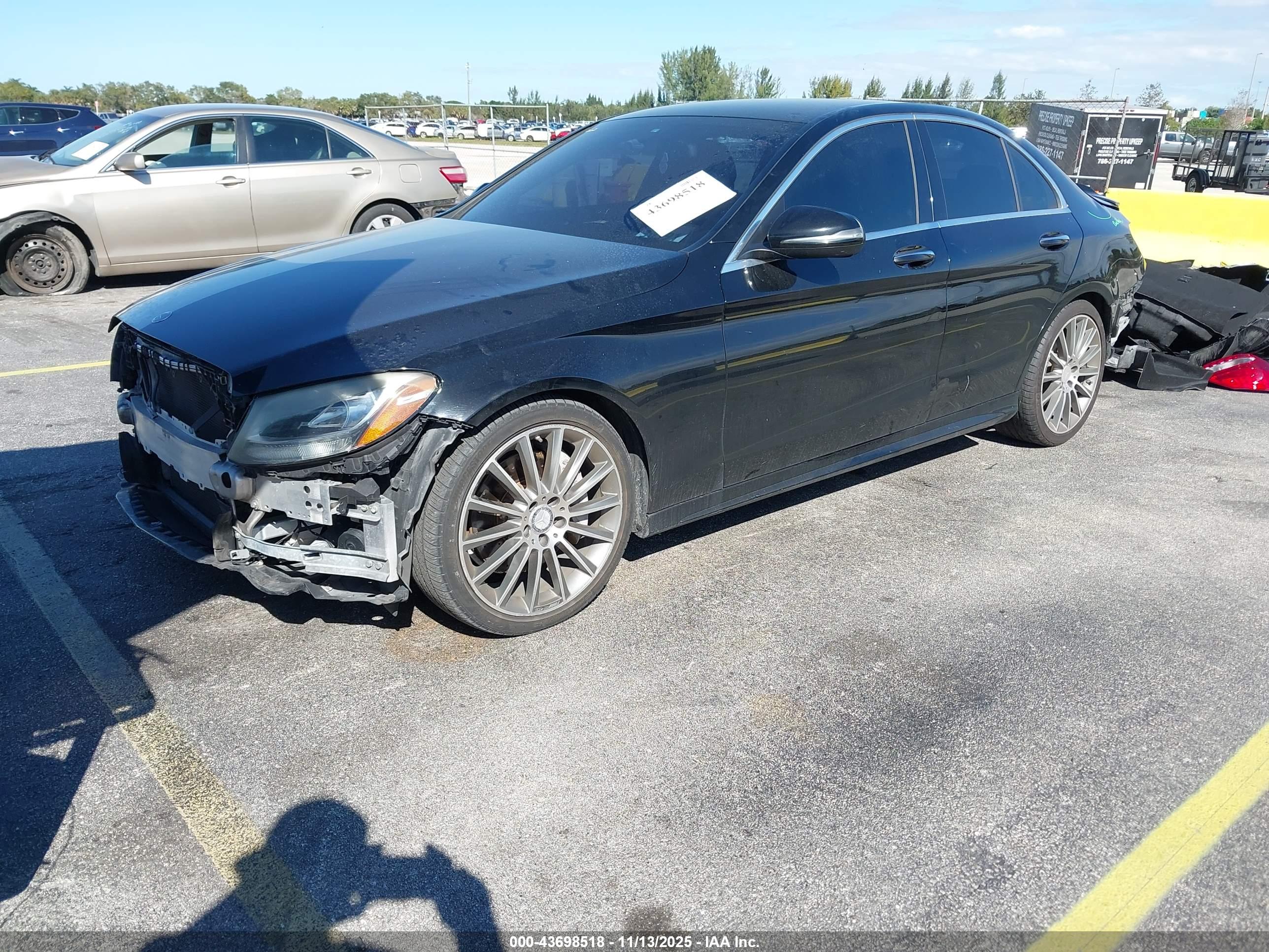 MERCEDES-BENZ C image 2