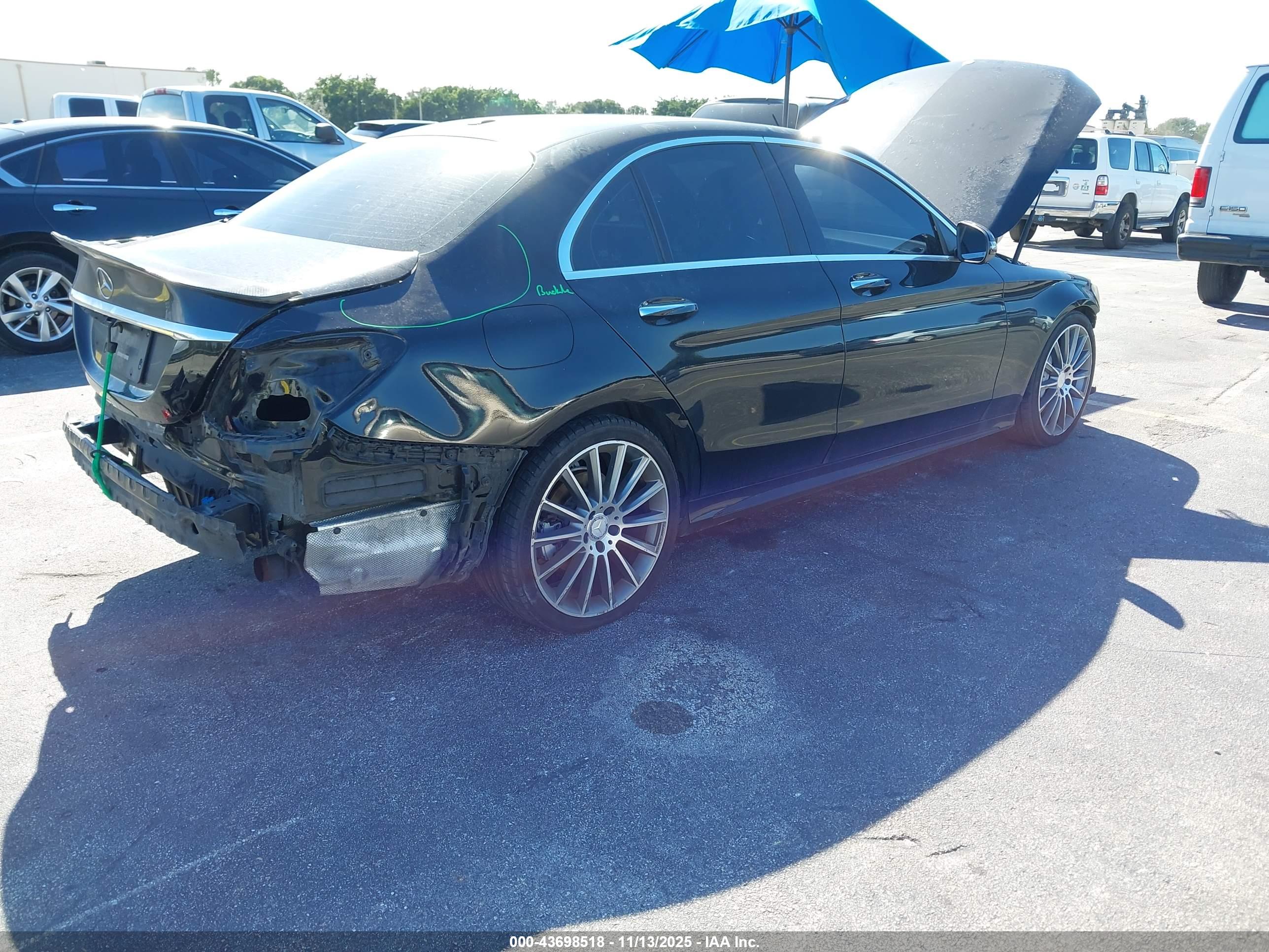 MERCEDES-BENZ C image 4