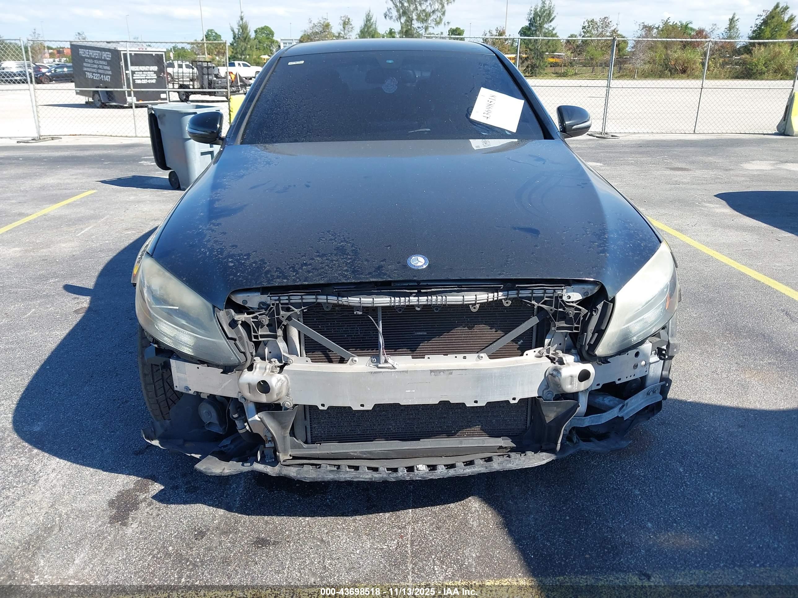 MERCEDES-BENZ C image 6