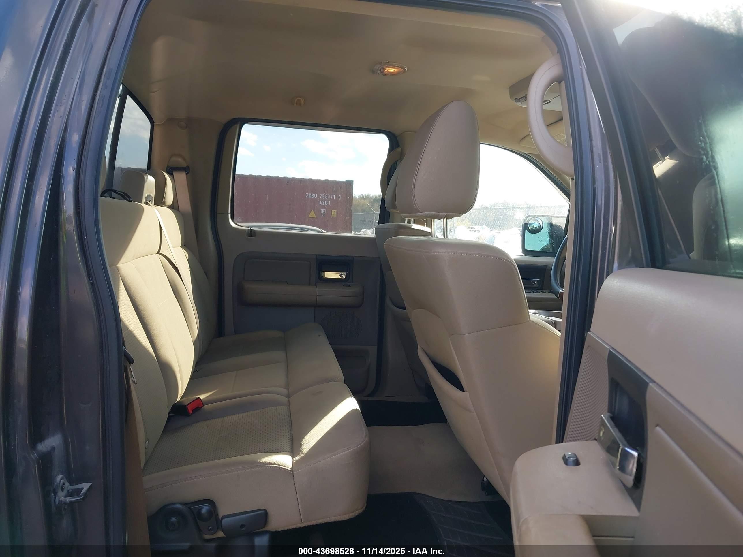 FORD F-150 image 8