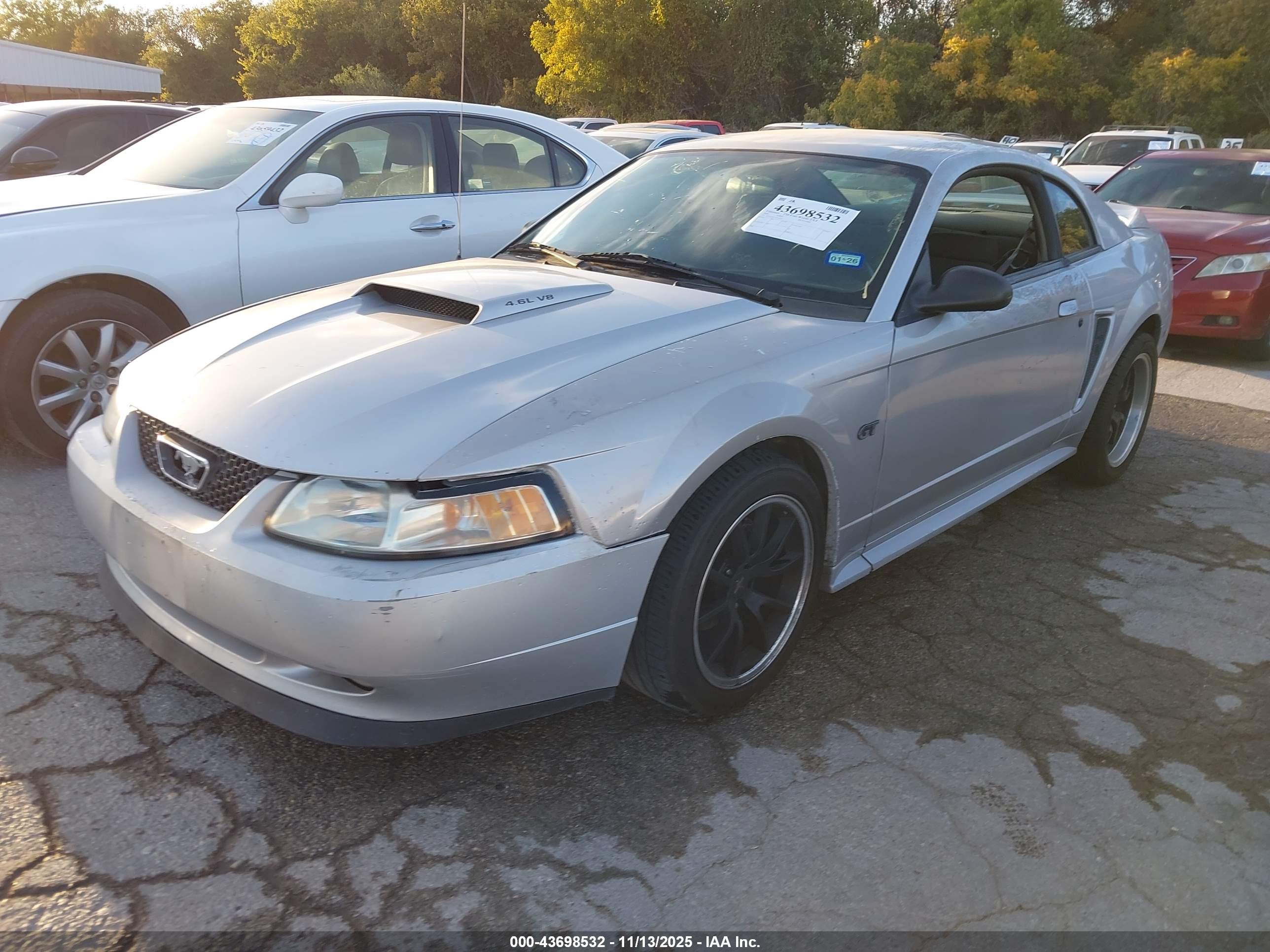 FORD MUSTANG image 2