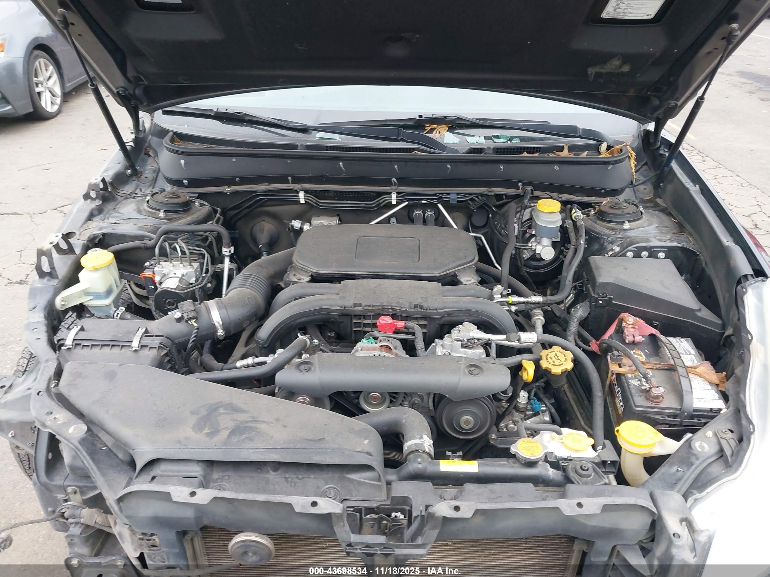 SUBARU OUTBACK image 10