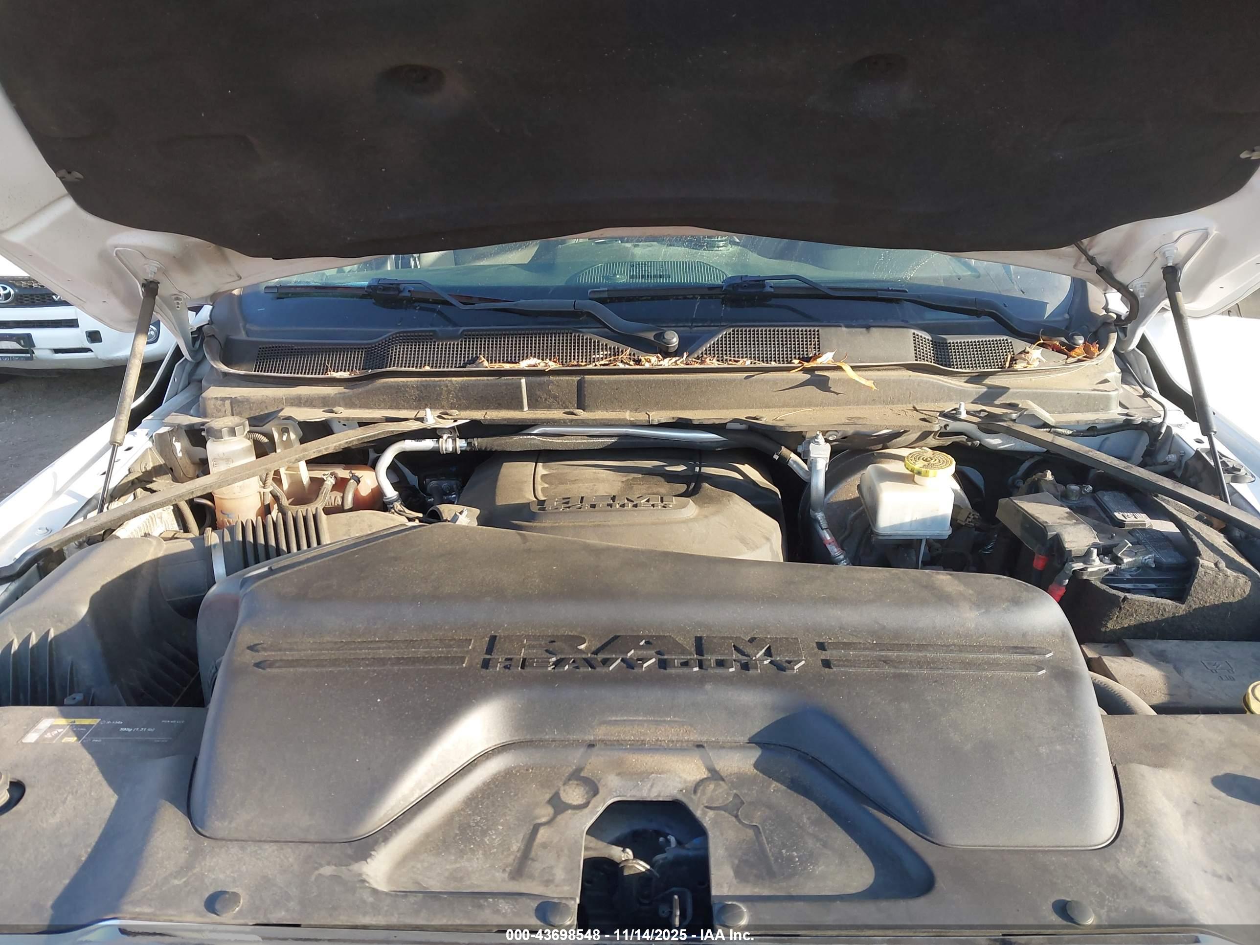 RAM 2500 image 10