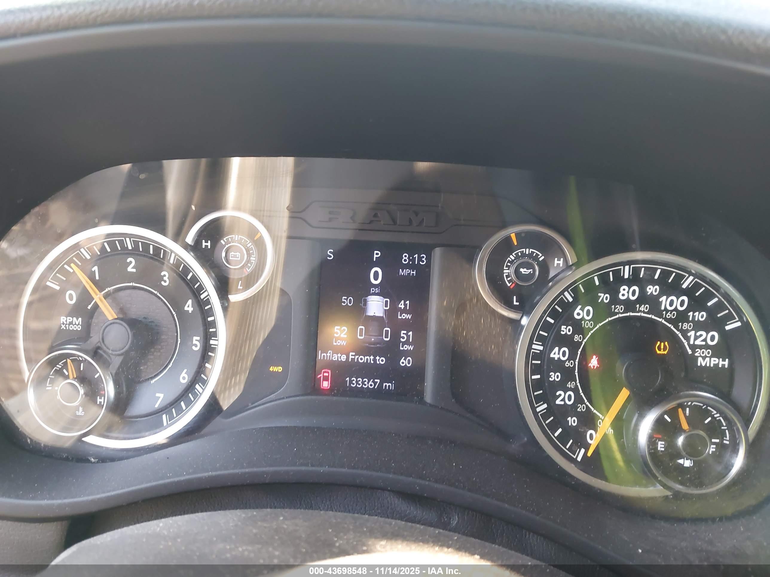 RAM 2500 image 7