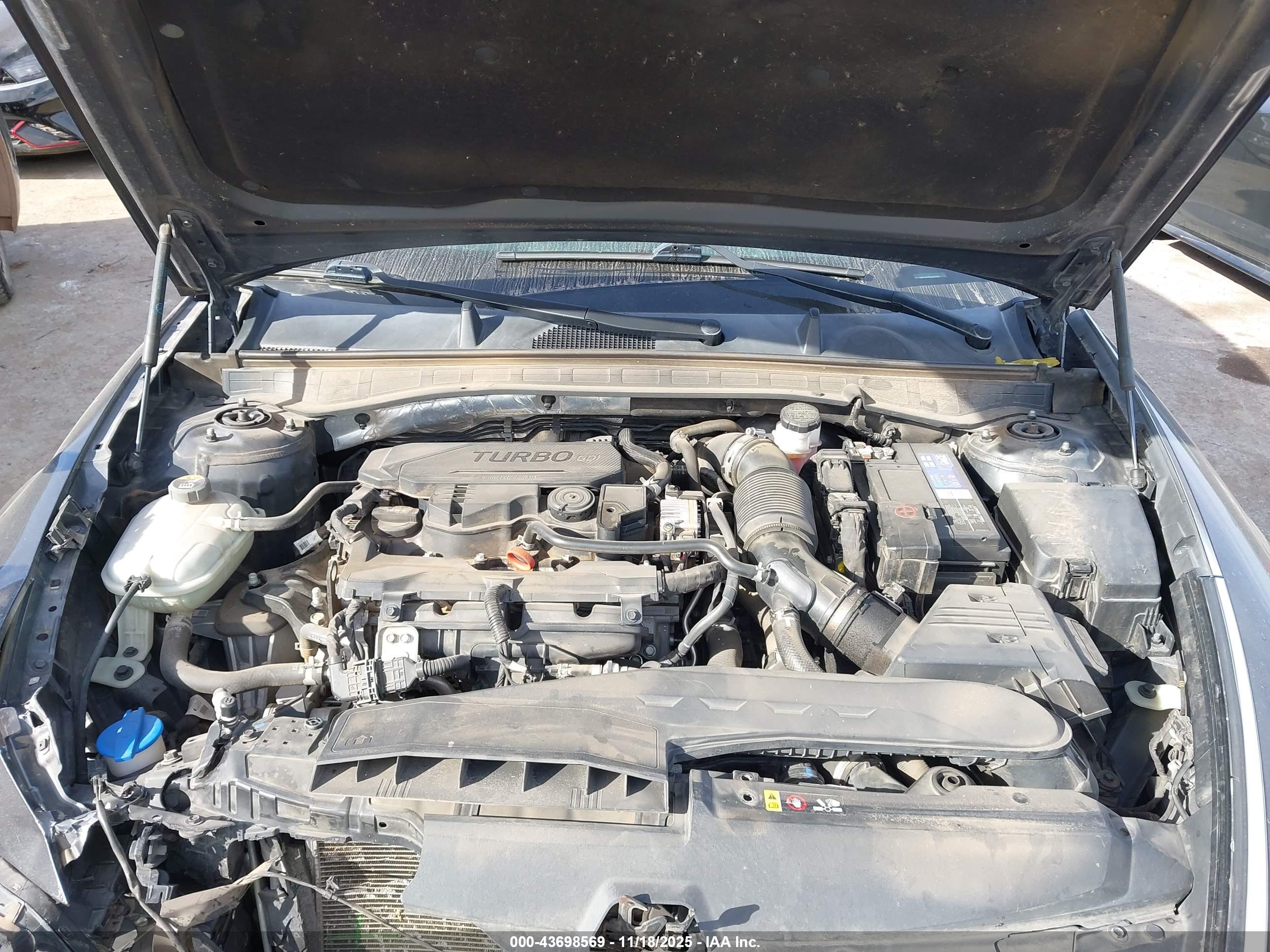 HYUNDAI SONATA image 10