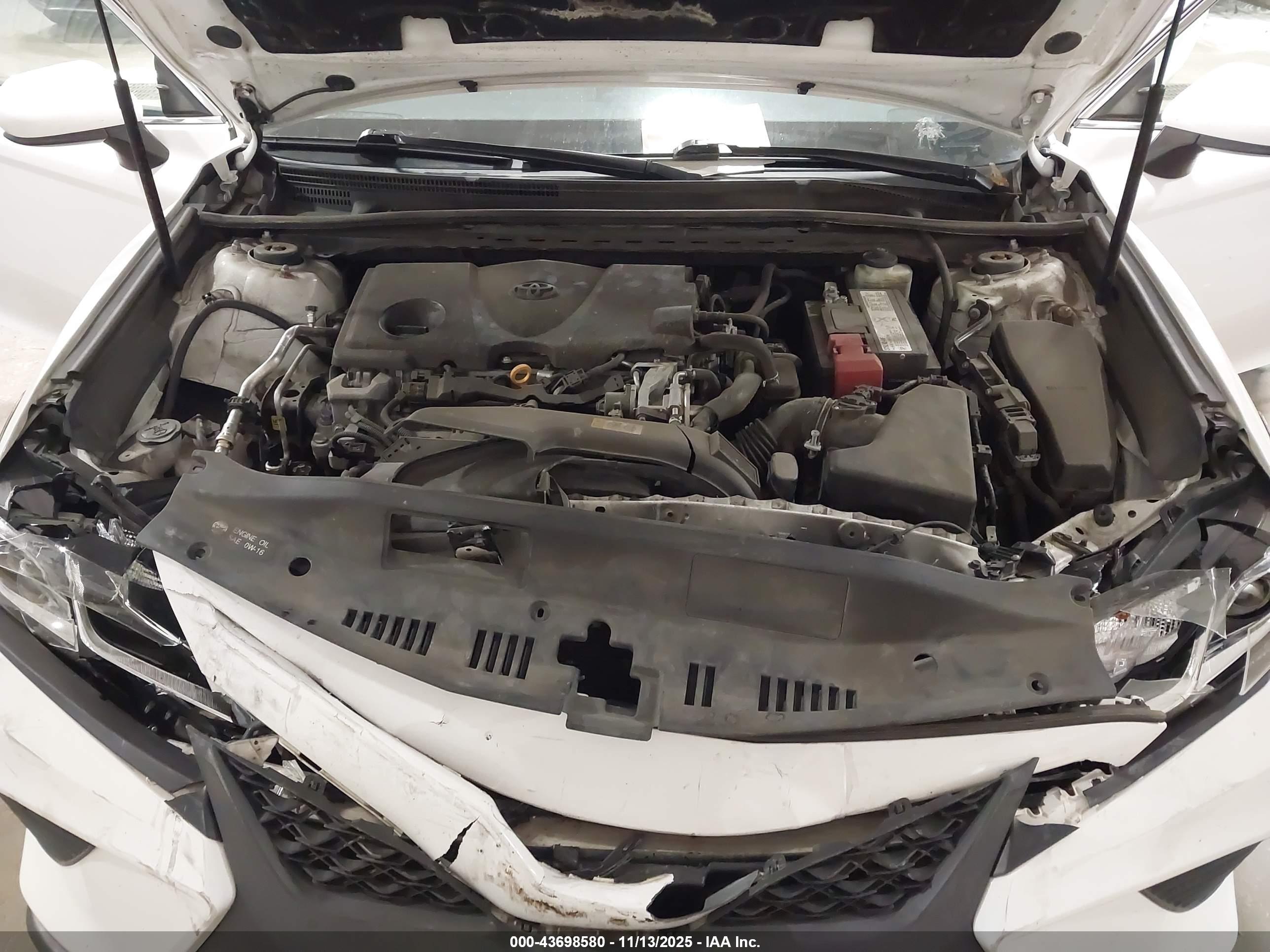 TOYOTA CAMRY image 10