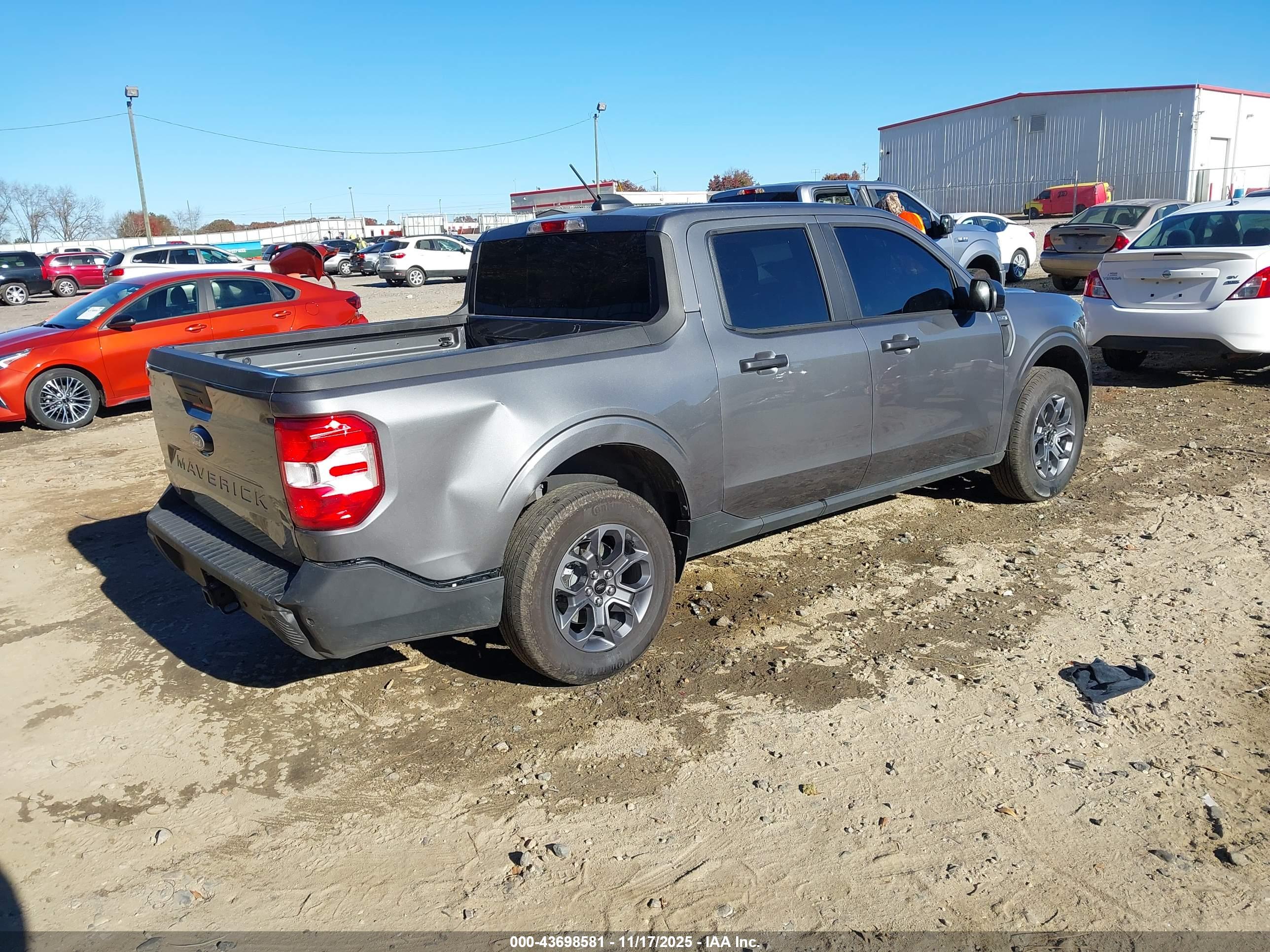 FORD MAVERICK image 4