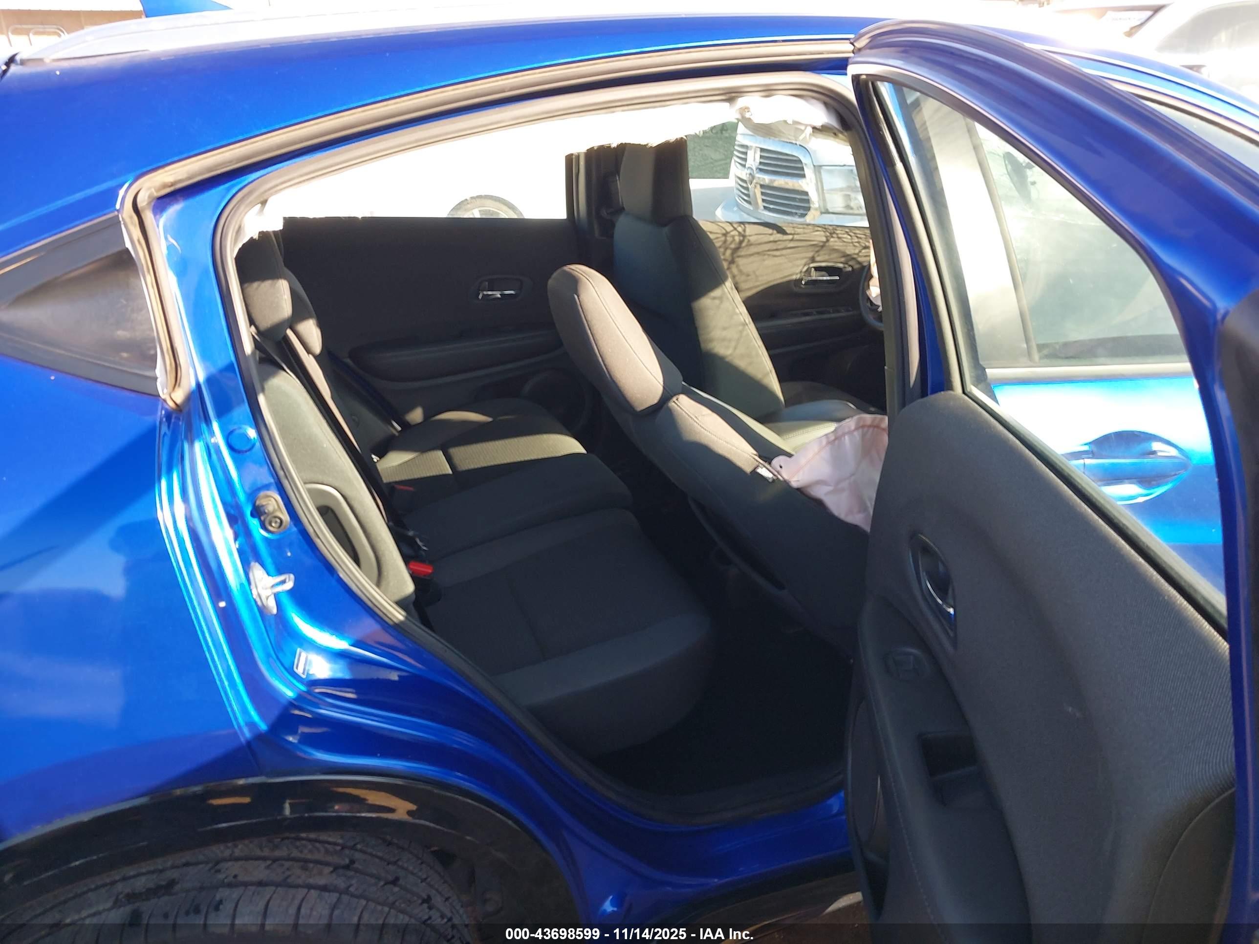 HONDA HR-V image 8