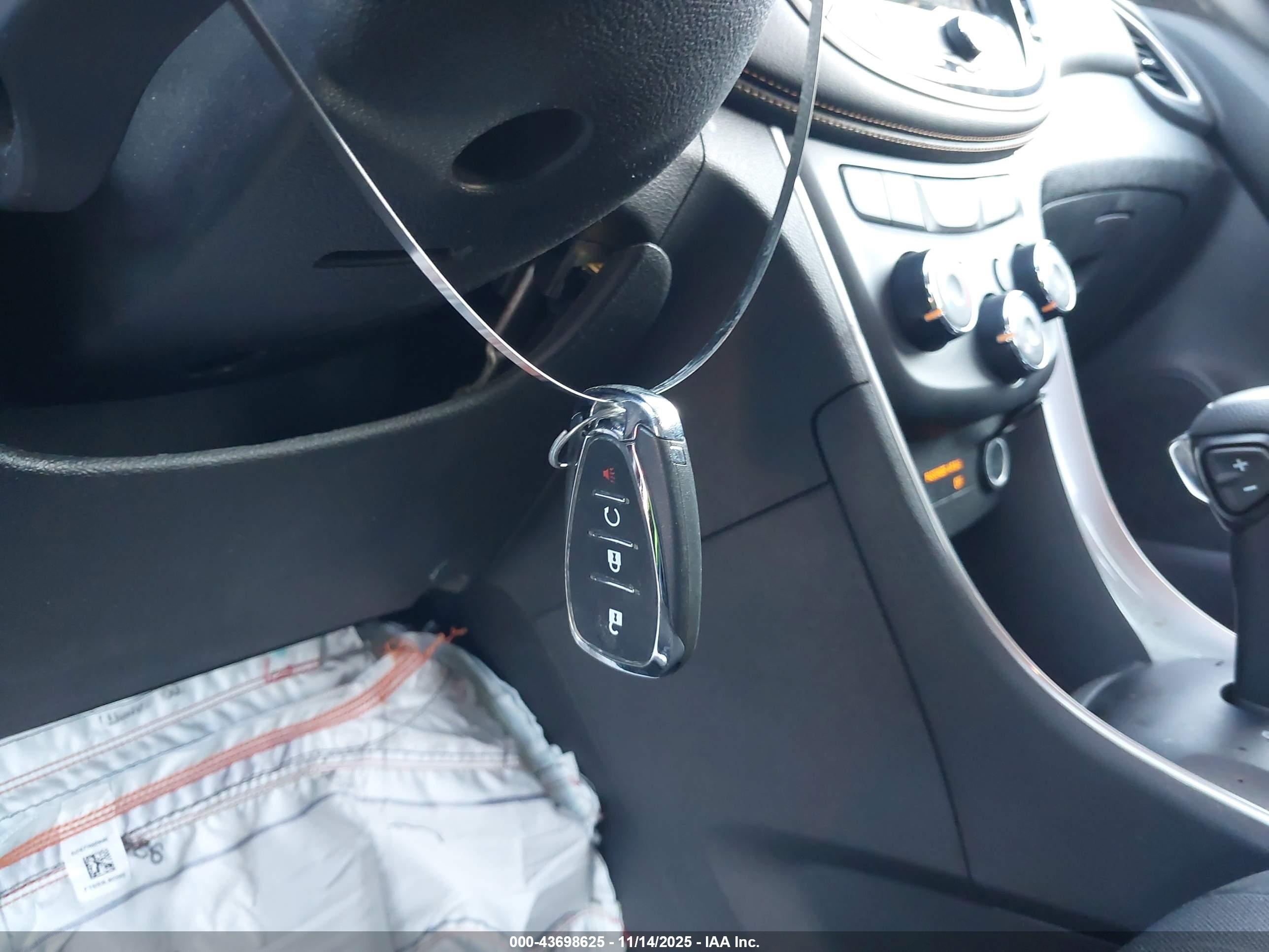 CHEVROLET TRAX image 11
