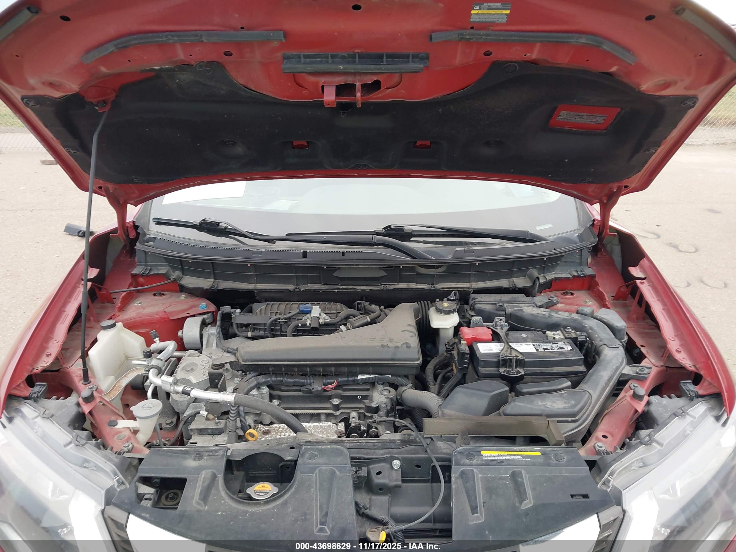 NISSAN ROGUE image 10