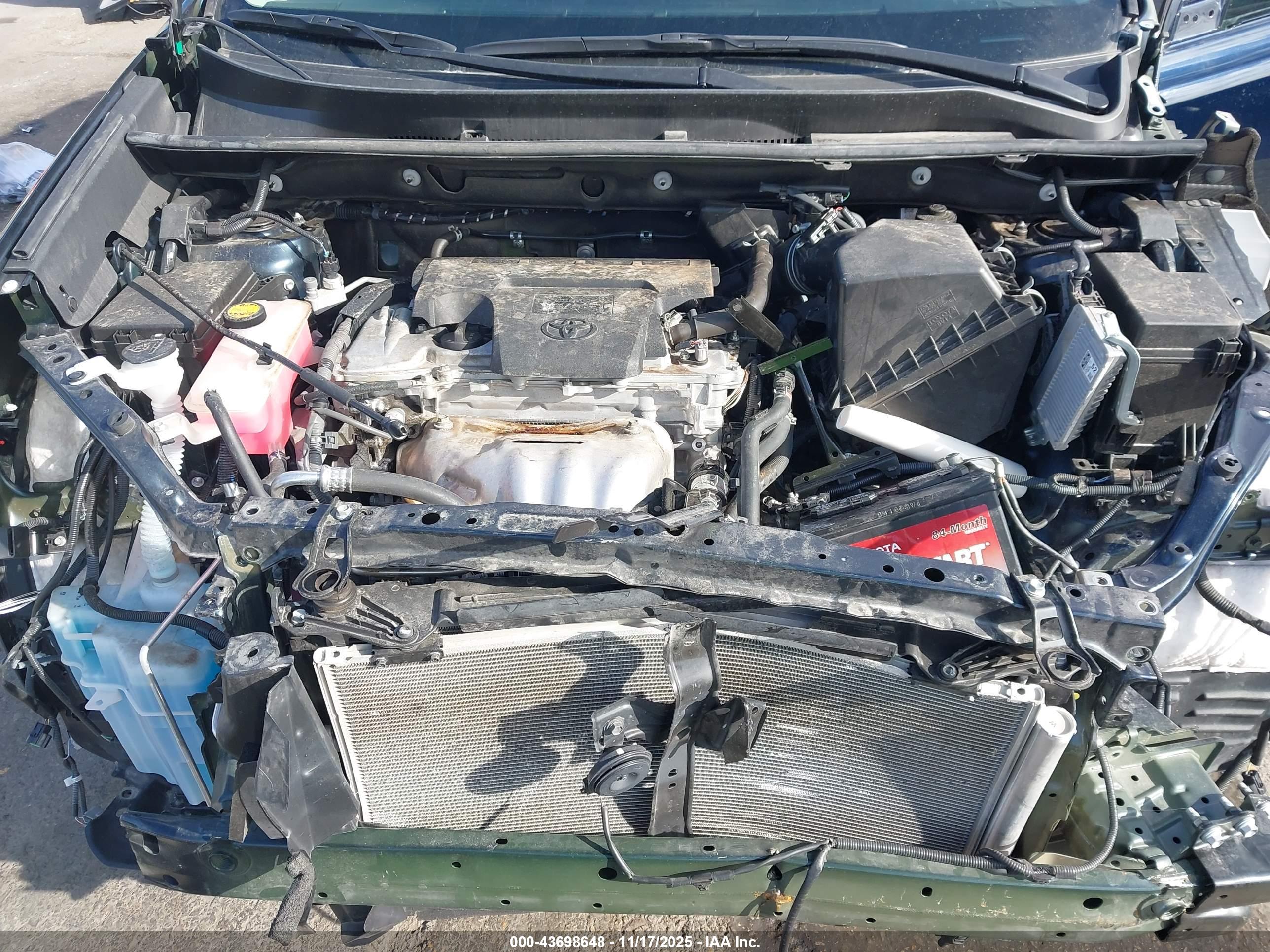 TOYOTA RAV4 image 10