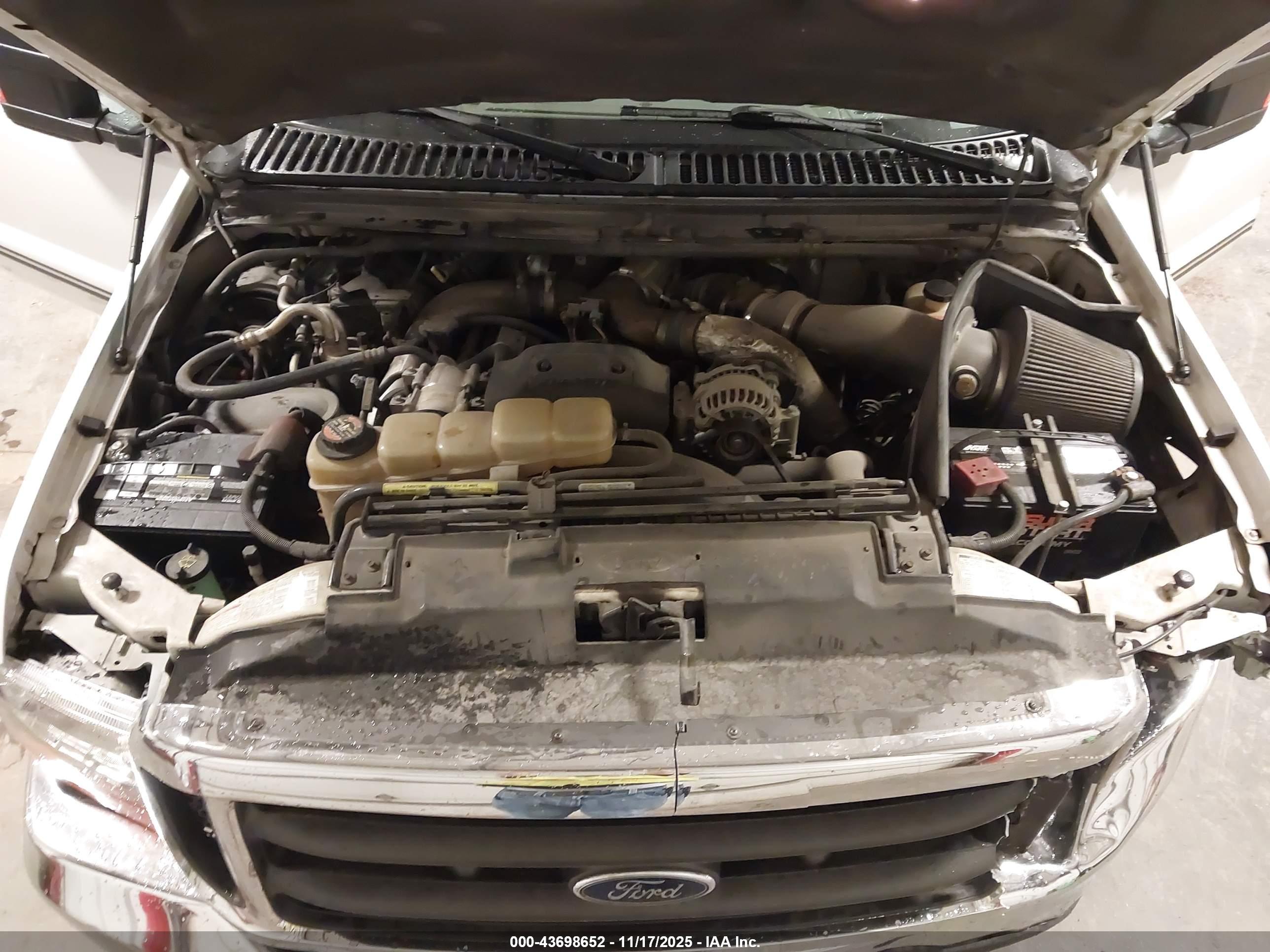 FORD F-250 image 10