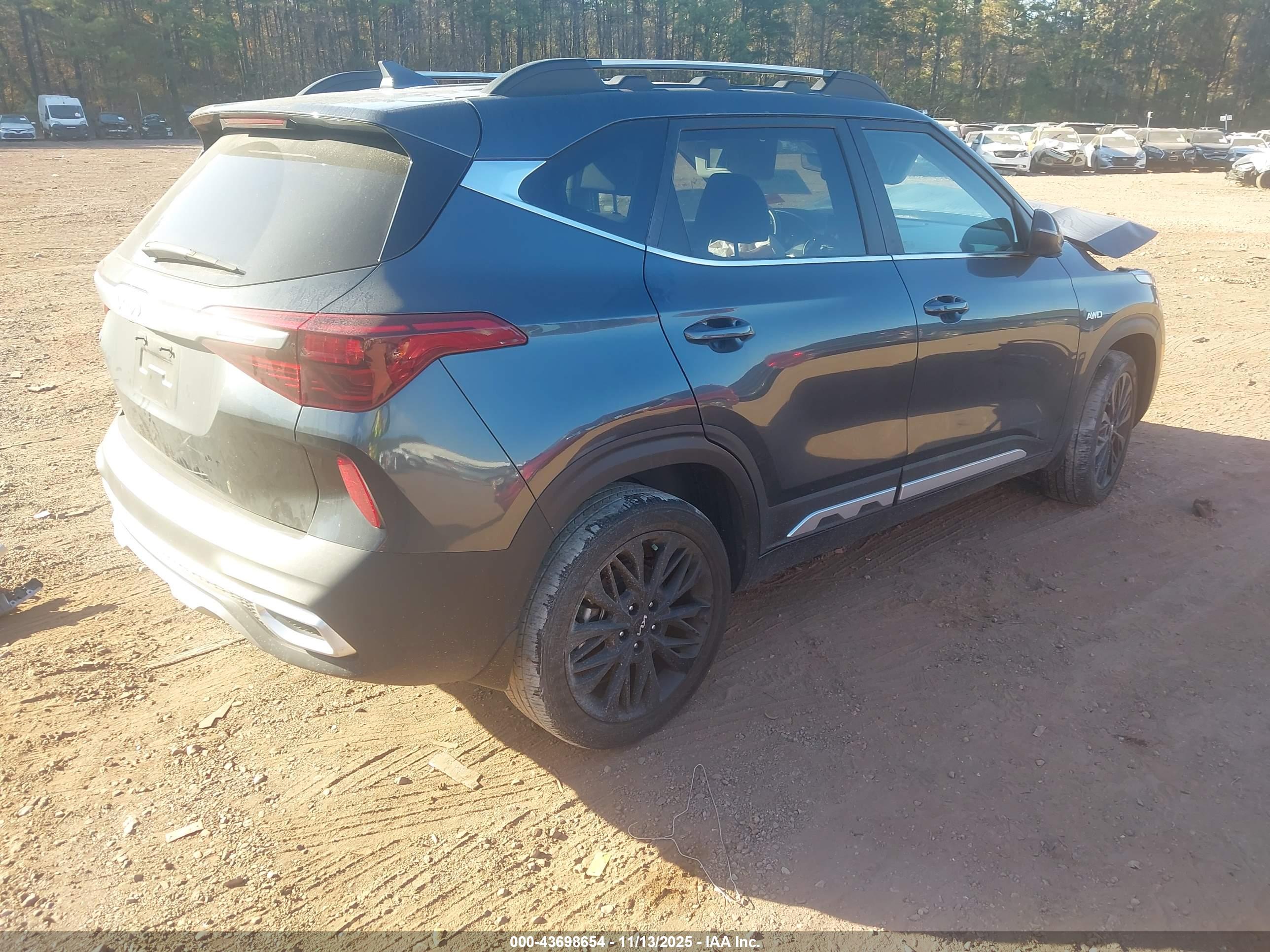KIA SELTOS image 4