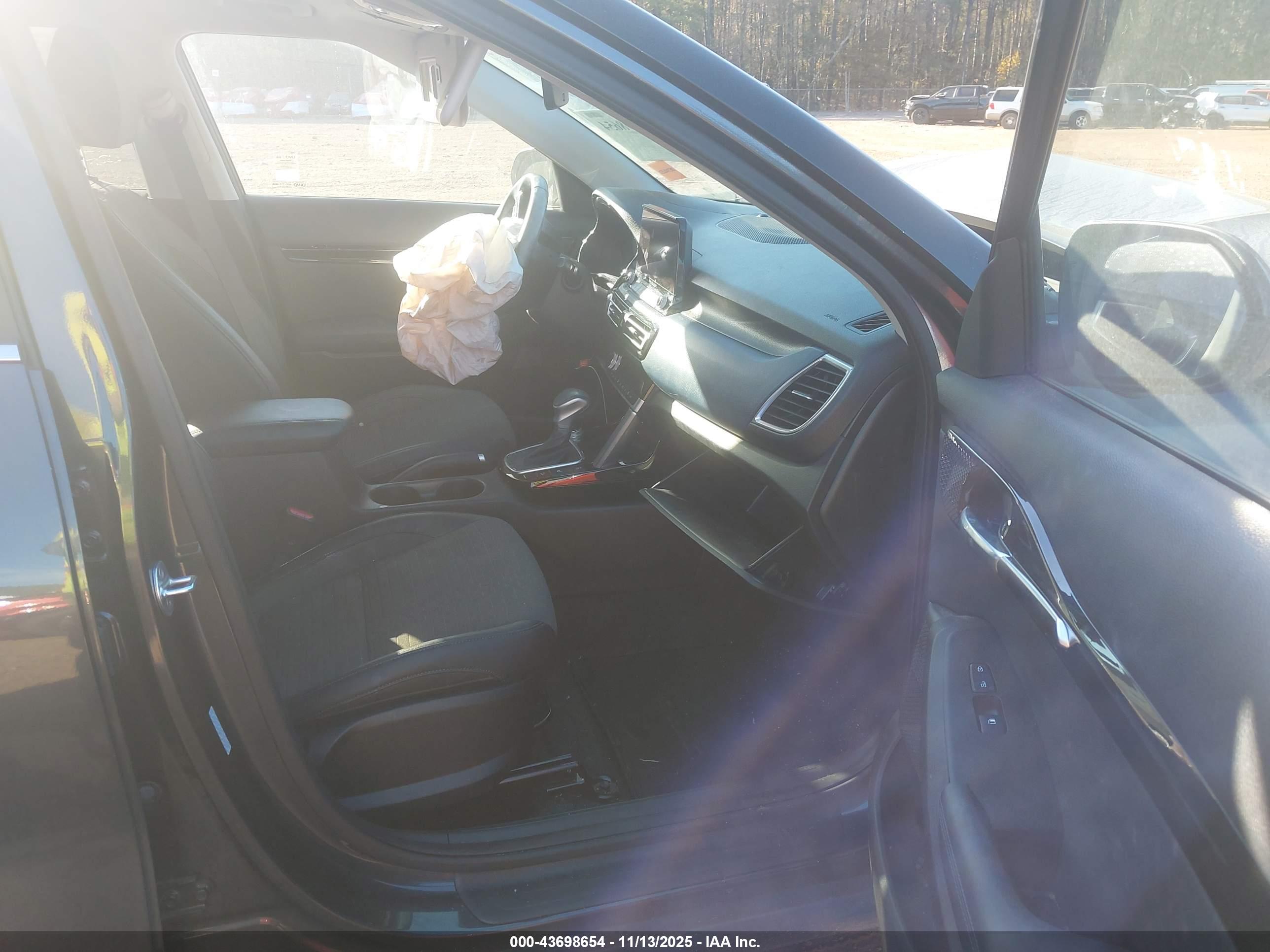 KIA SELTOS image 5
