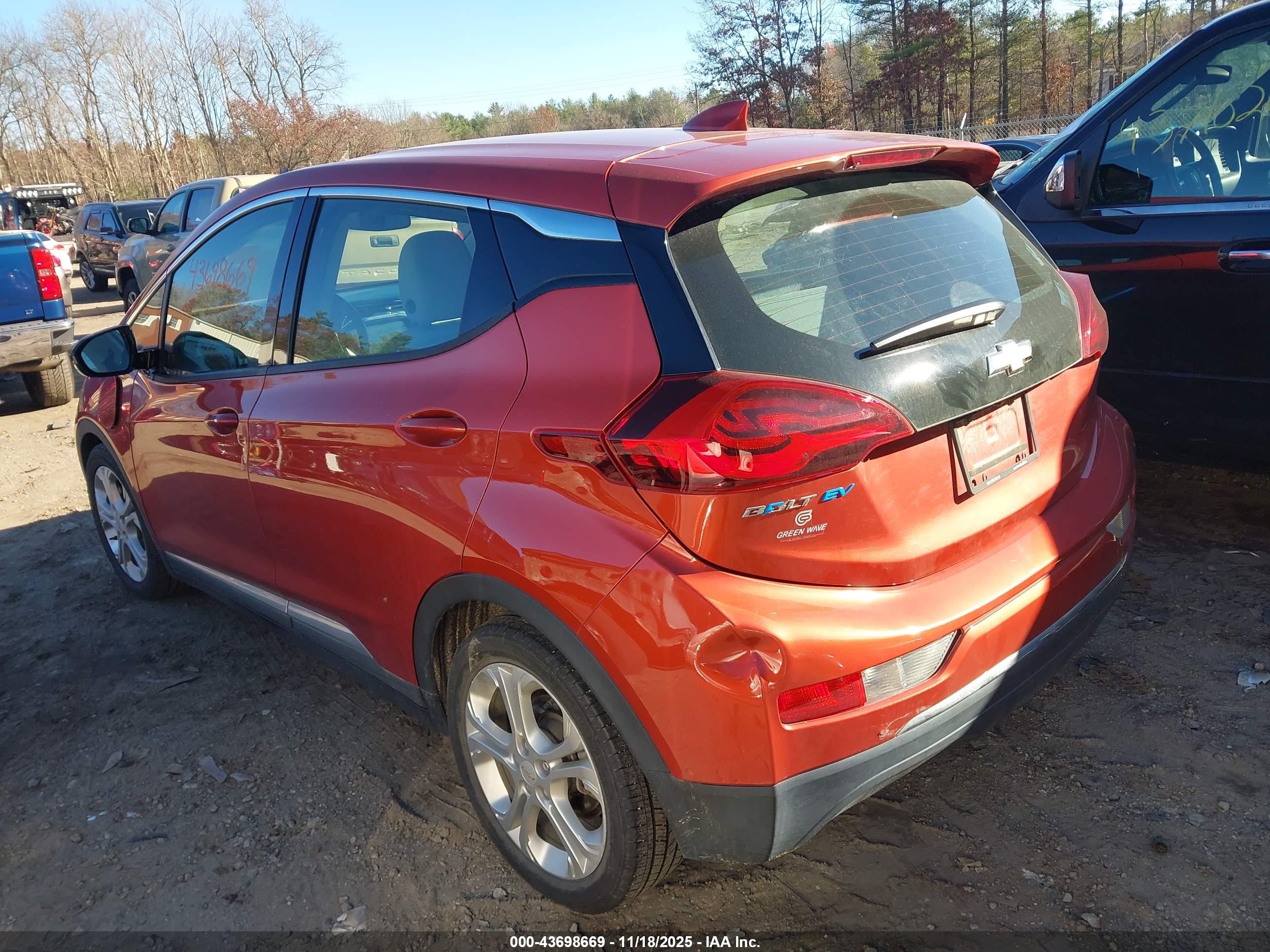 CHEVROLET BOLT image 3