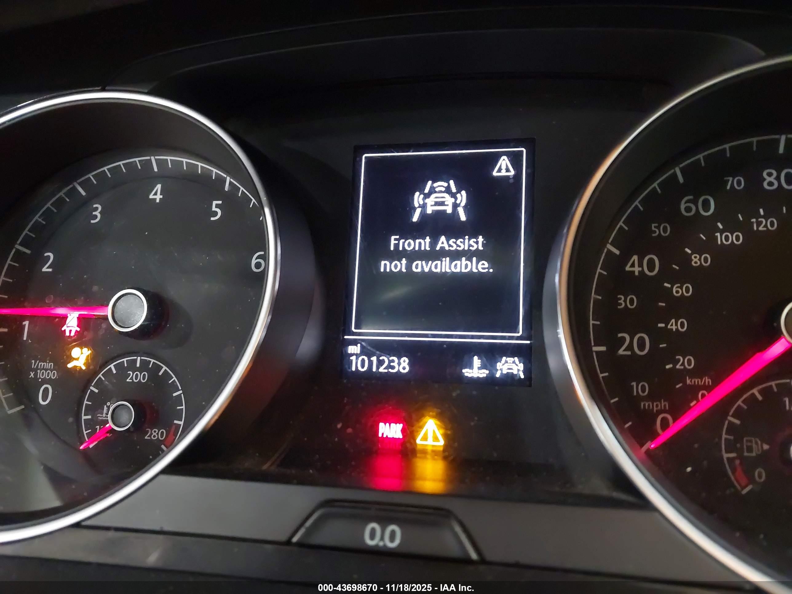 VOLKSWAGEN GOLF image 7