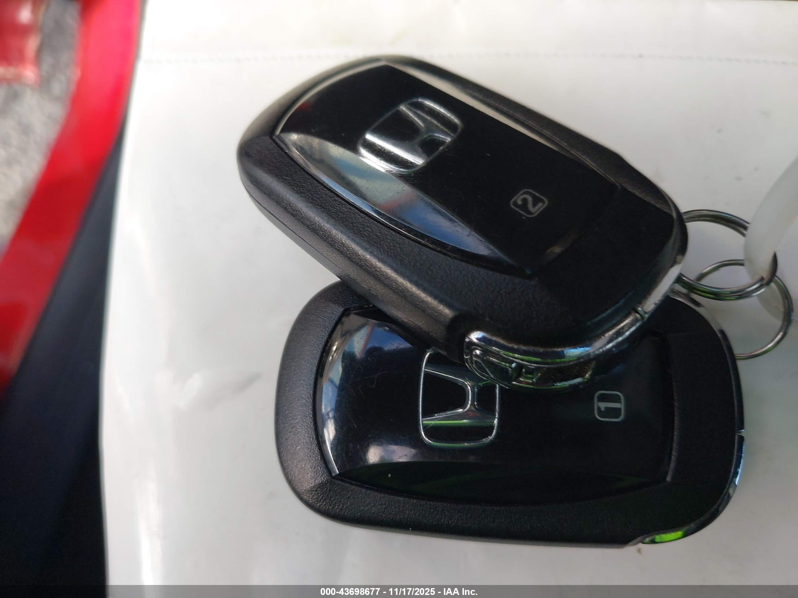 HONDA CR-V image 11