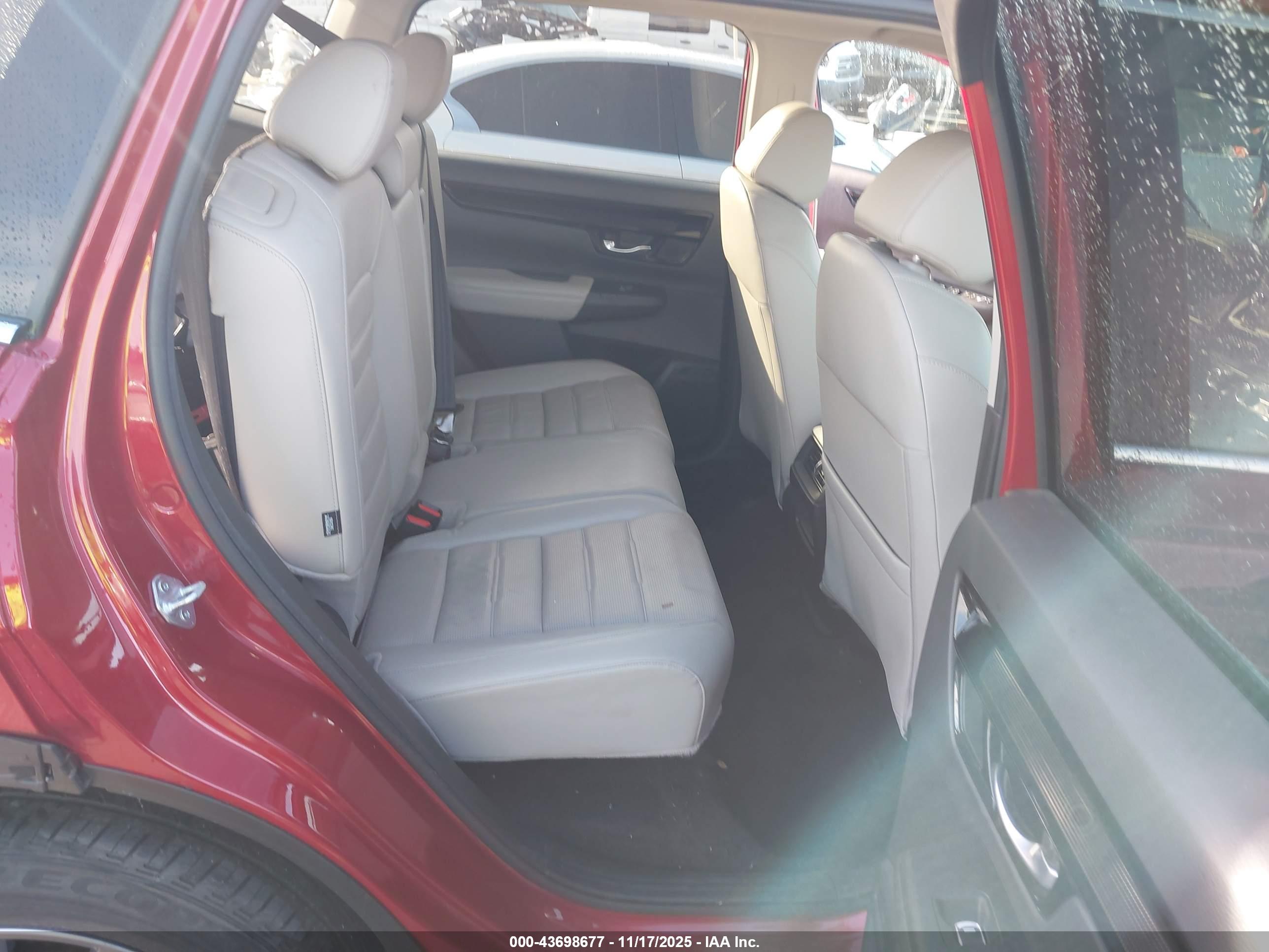 HONDA CR-V image 8