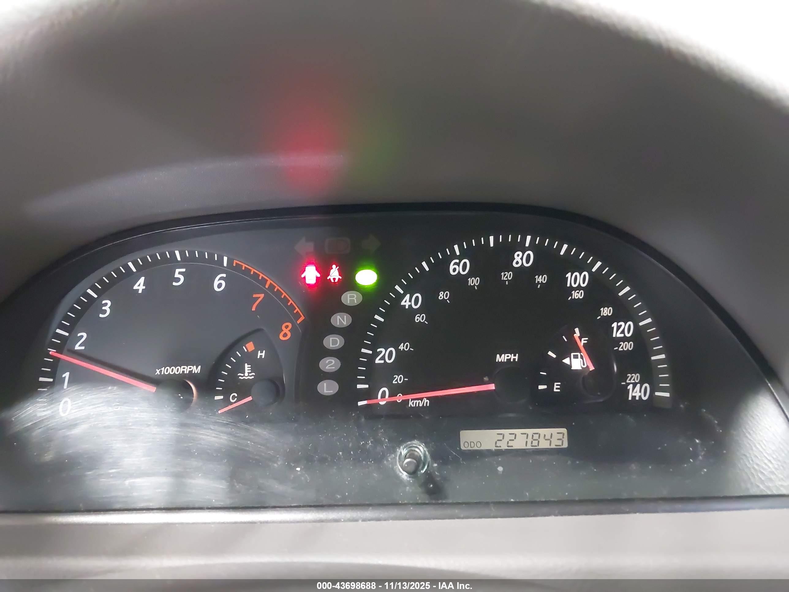 TOYOTA CAMRY image 7