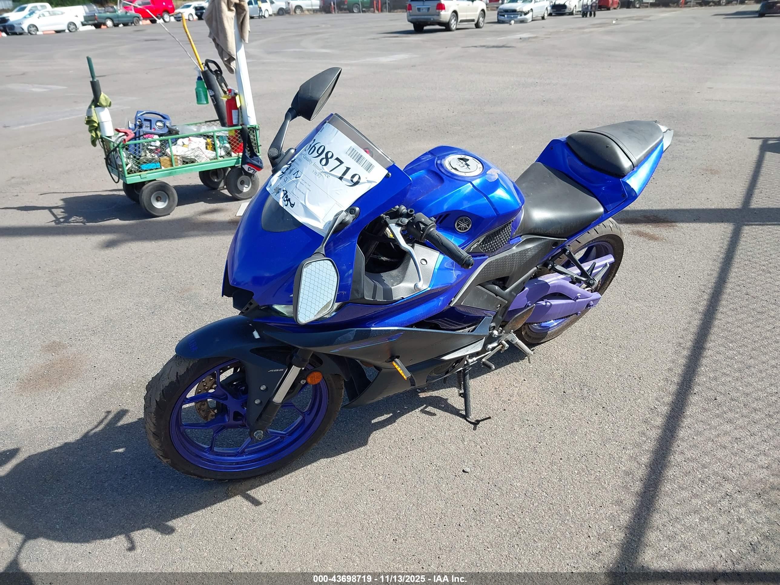 YAMAHA YZFR3 image 2