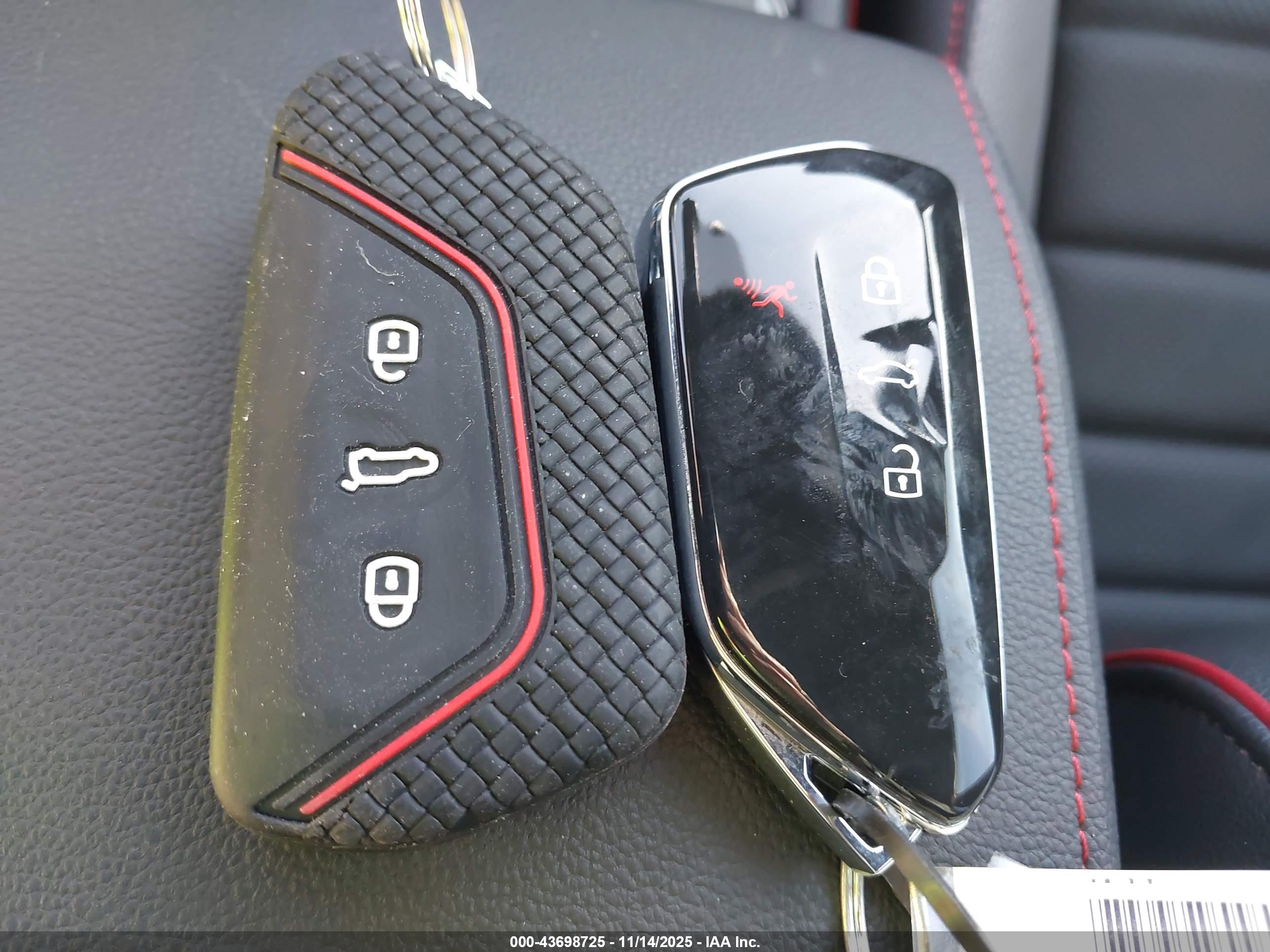 VOLKSWAGEN GOLF image 11
